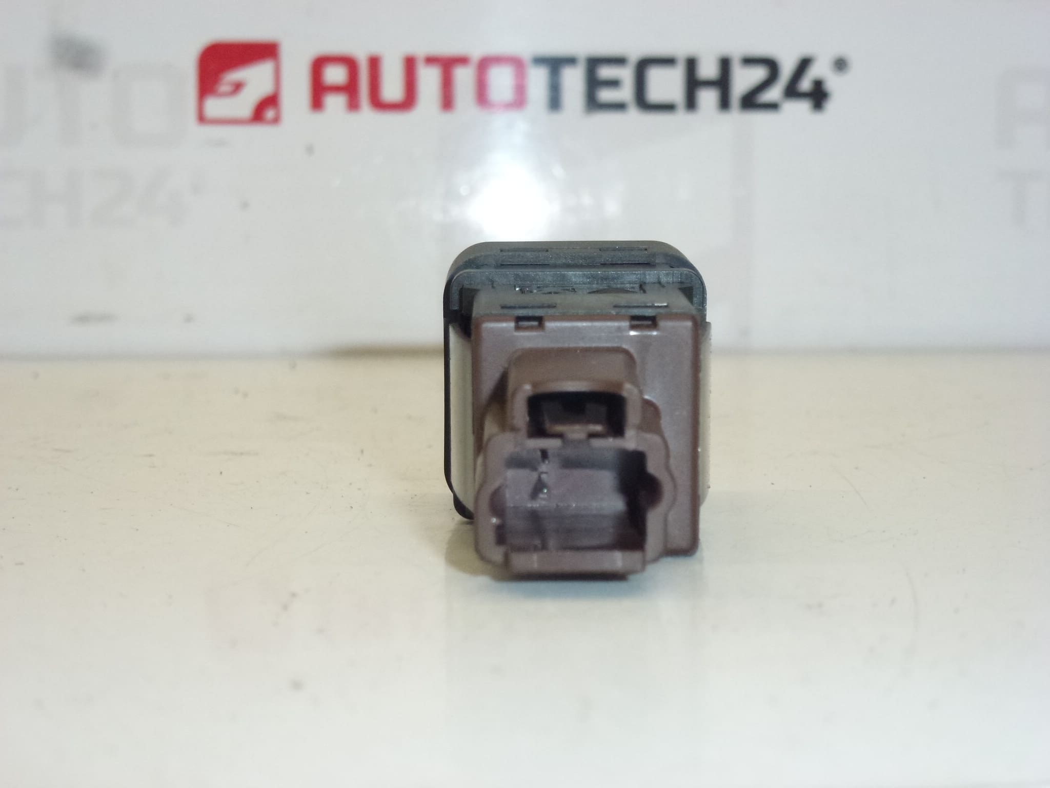 Passenger Airbag Switch for Citroën/Peugeot 96373205XT 8216E6 - Image 2