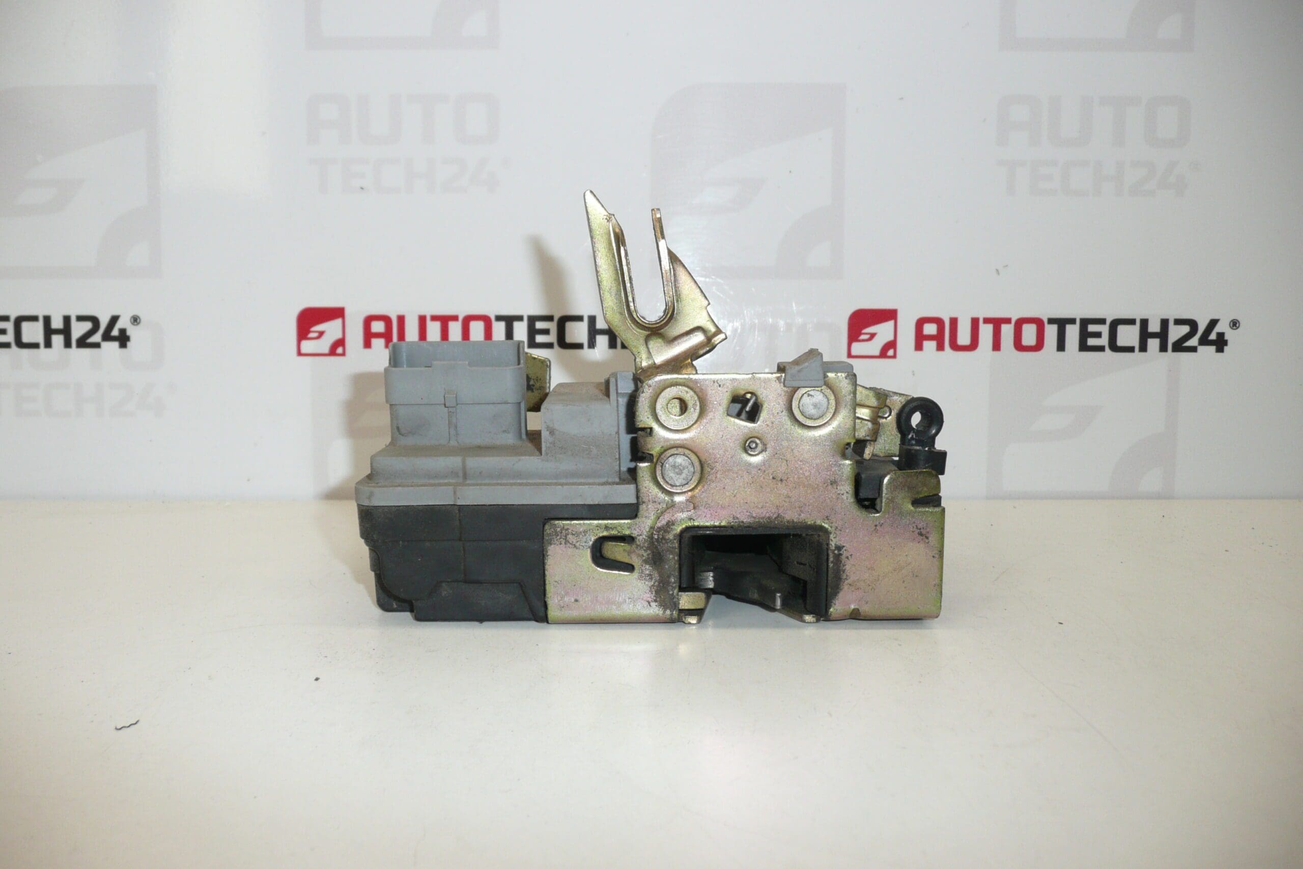 Left Front Door Lock Citroën Xsara 9135H4 - Image 2