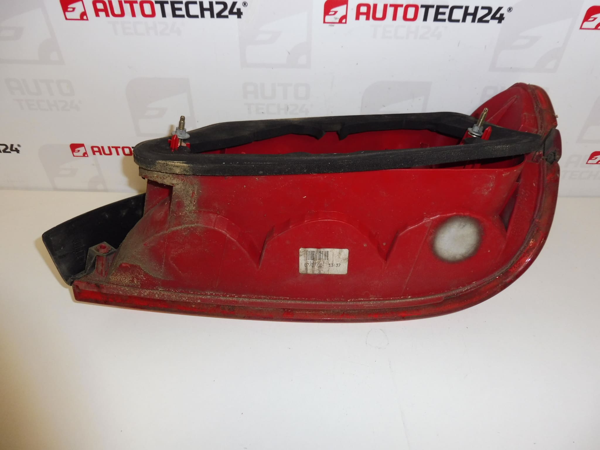 Left rear lamp with EKQD molding Peugeot 406 9630364877 6350L5