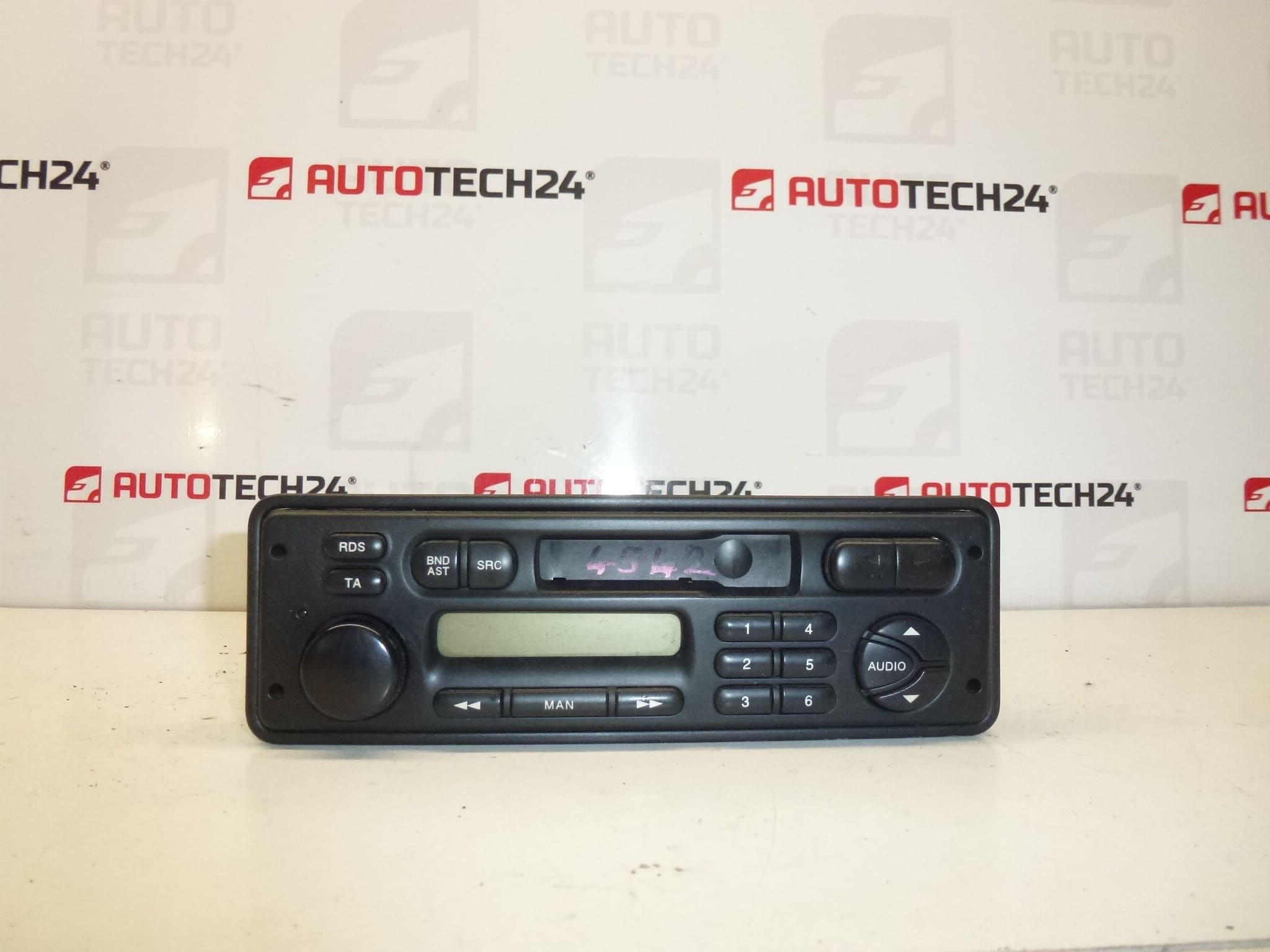 Citroën Peugeot 9639219280 656443 car radio