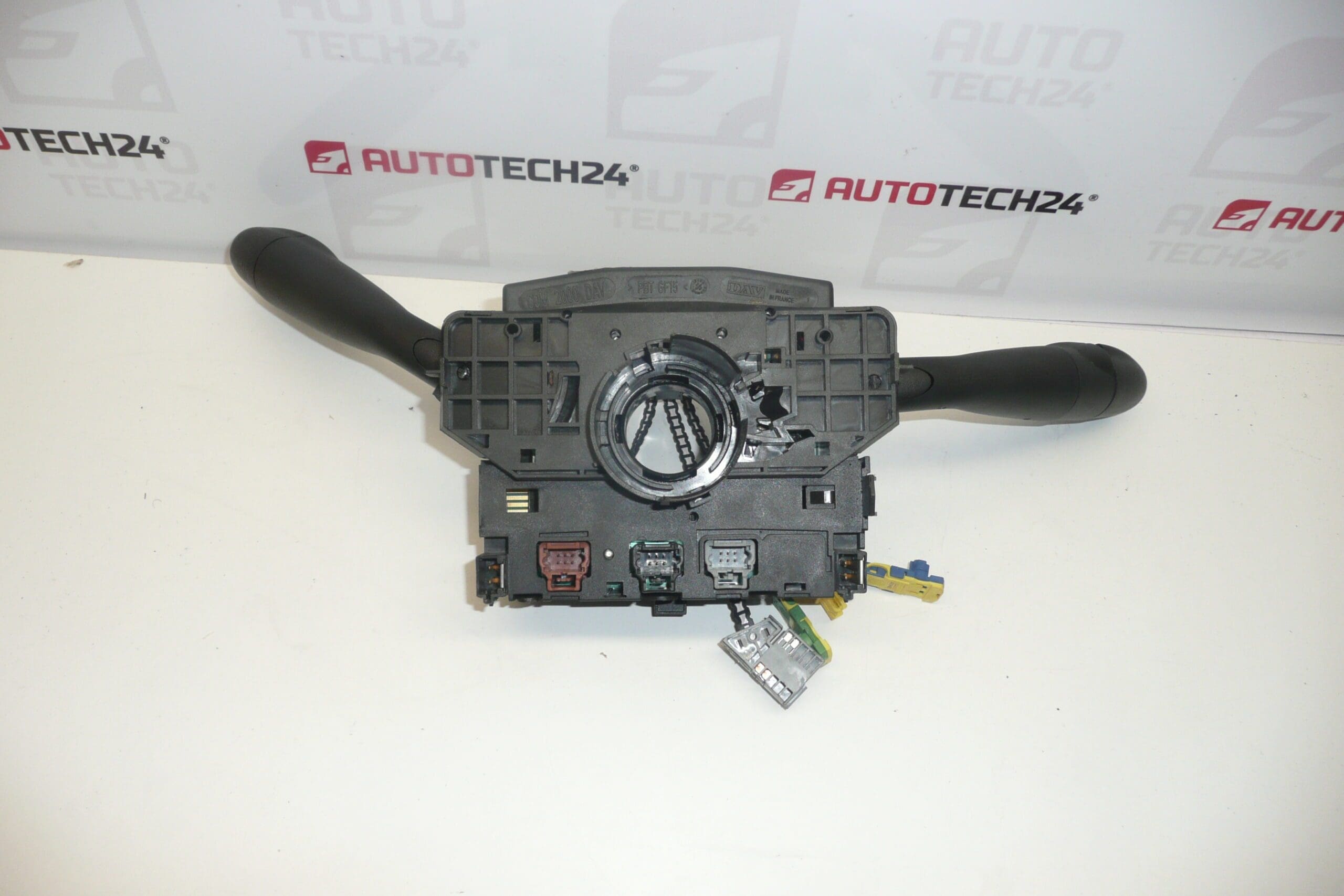 Drivers Peugeot 206 307 96466658XT 6239L5