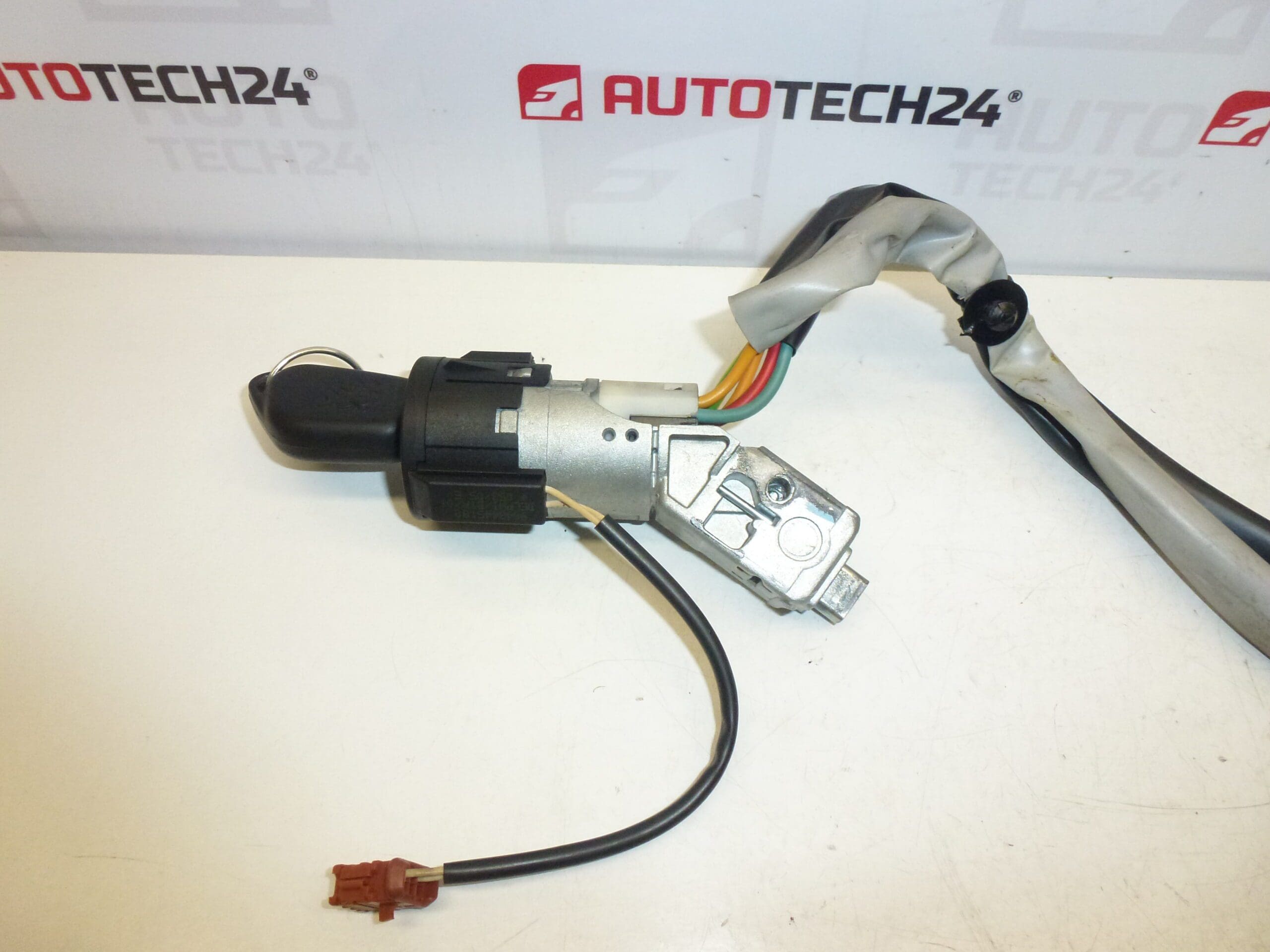 Ignition Switch Citroën Berlingo II Peugeot Partner II 4162CH - Image 2