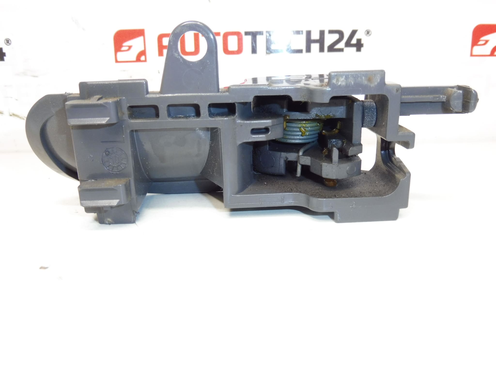 Inner Left Door Handle Citroën C1 Peugeot 107 1608475980 - Image 2