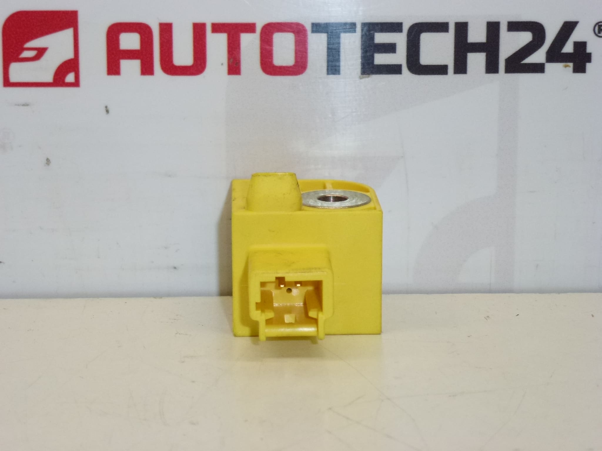 Siemens Peugeot 9649474680 5WK42989 8216AL Acceleration Sensor - Image 2