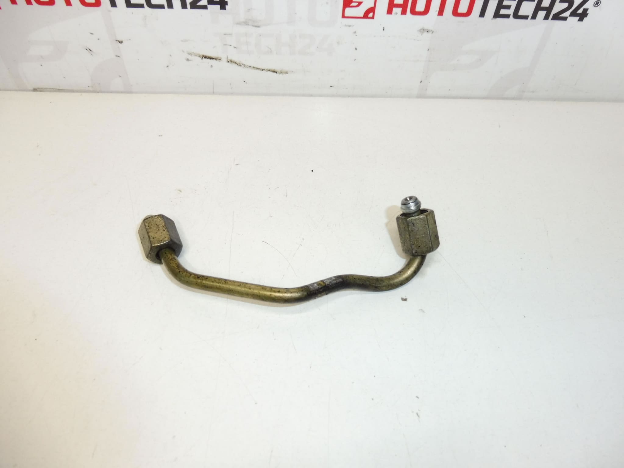 Injector Outlet Pipe for Citroën Peugeot 1570J7 - Image 2