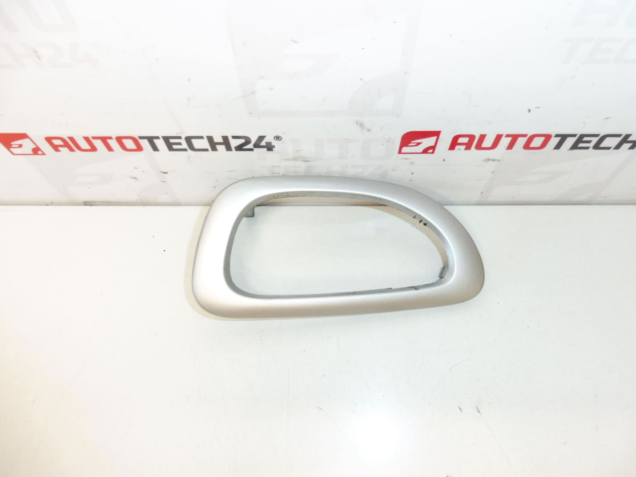 Peugeot 307 front left door inner handle cover 9634769877 9119K1