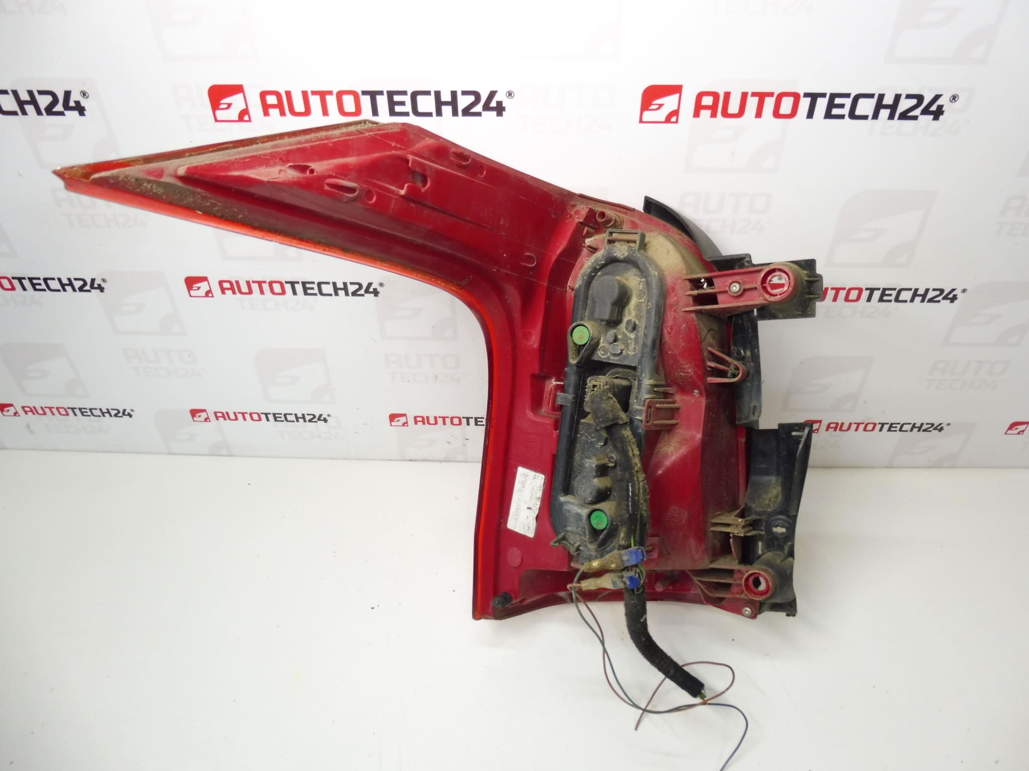 Right Rear Light Peugeot 5008 I 9672666680 6351KH 6351HX - Image 2