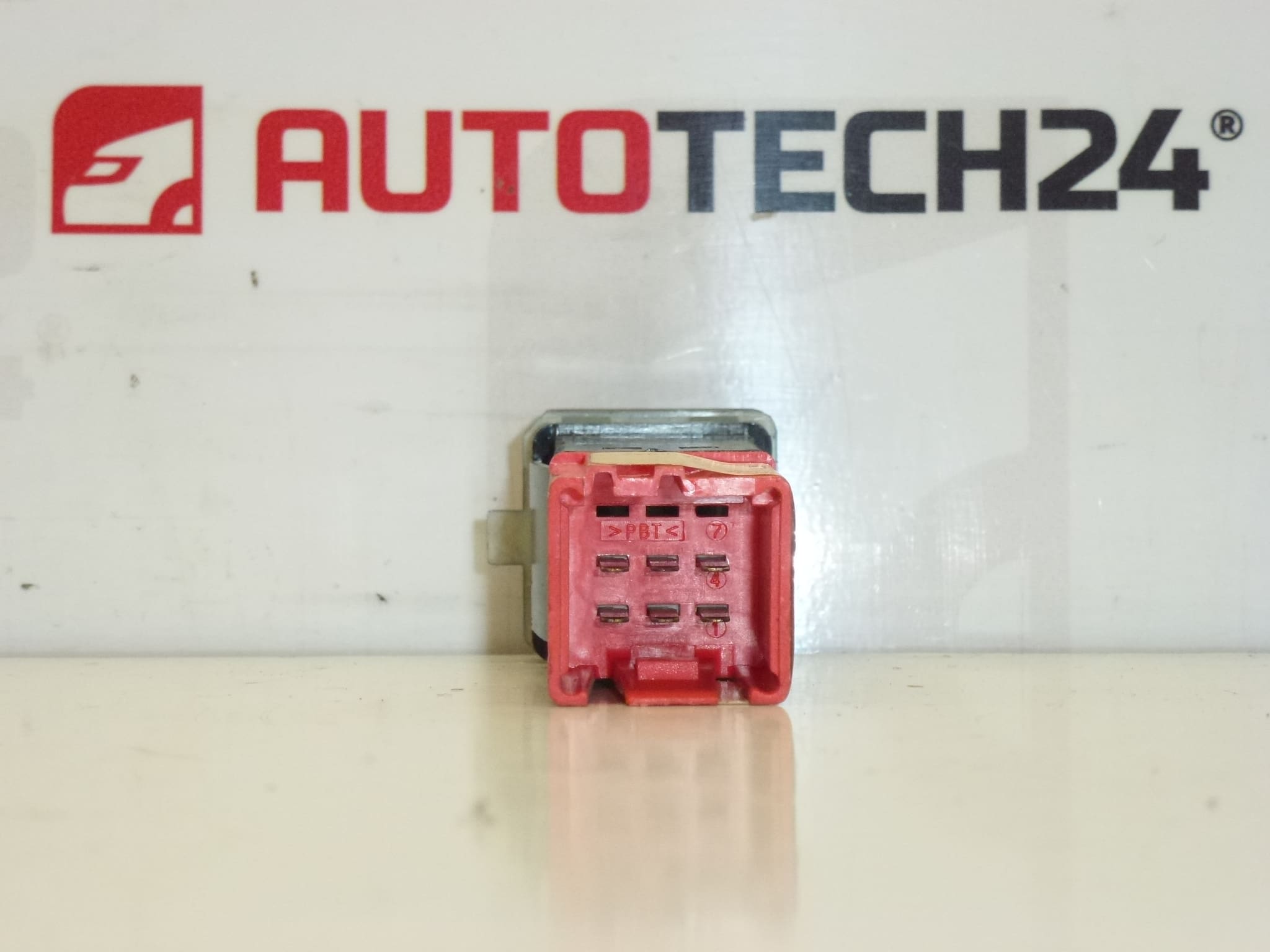 Window Lock Switch for Citroën Xsara Picasso 9649802077 6554EL - Image 2