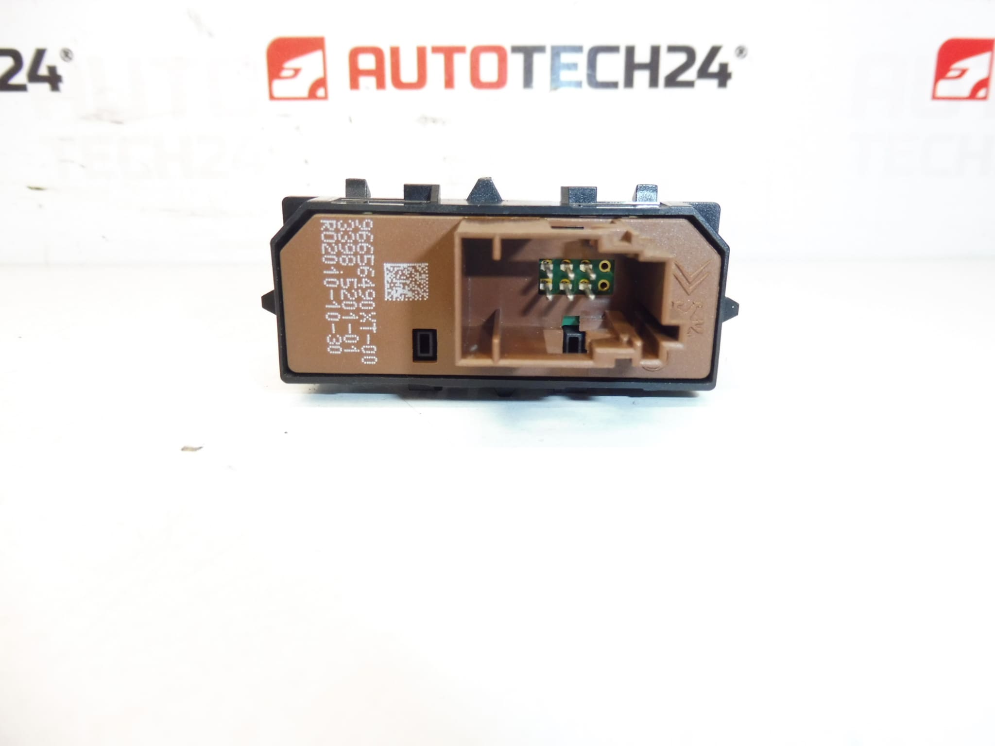 Switch assembly for Peugeot 3008/5008 - Part numbers 96656490XT, 96656490ZD, 6490V7 - Image 2