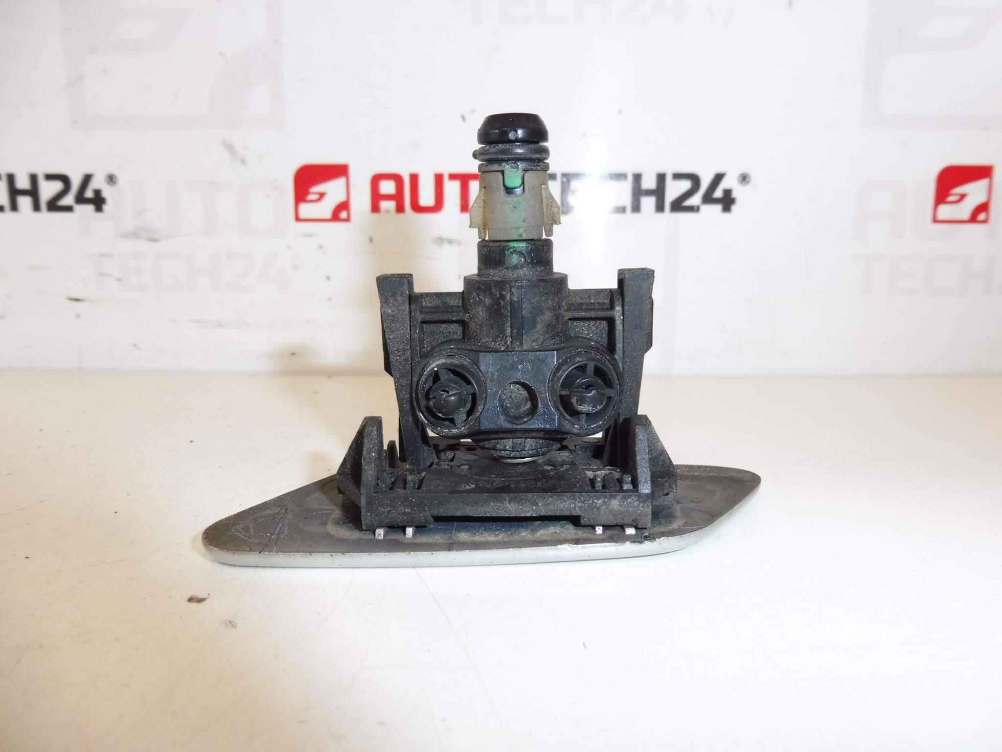 Washer Jet with Cap Right Headlight EZRC Citroën C8 6438K3 6438K7 - Image 2