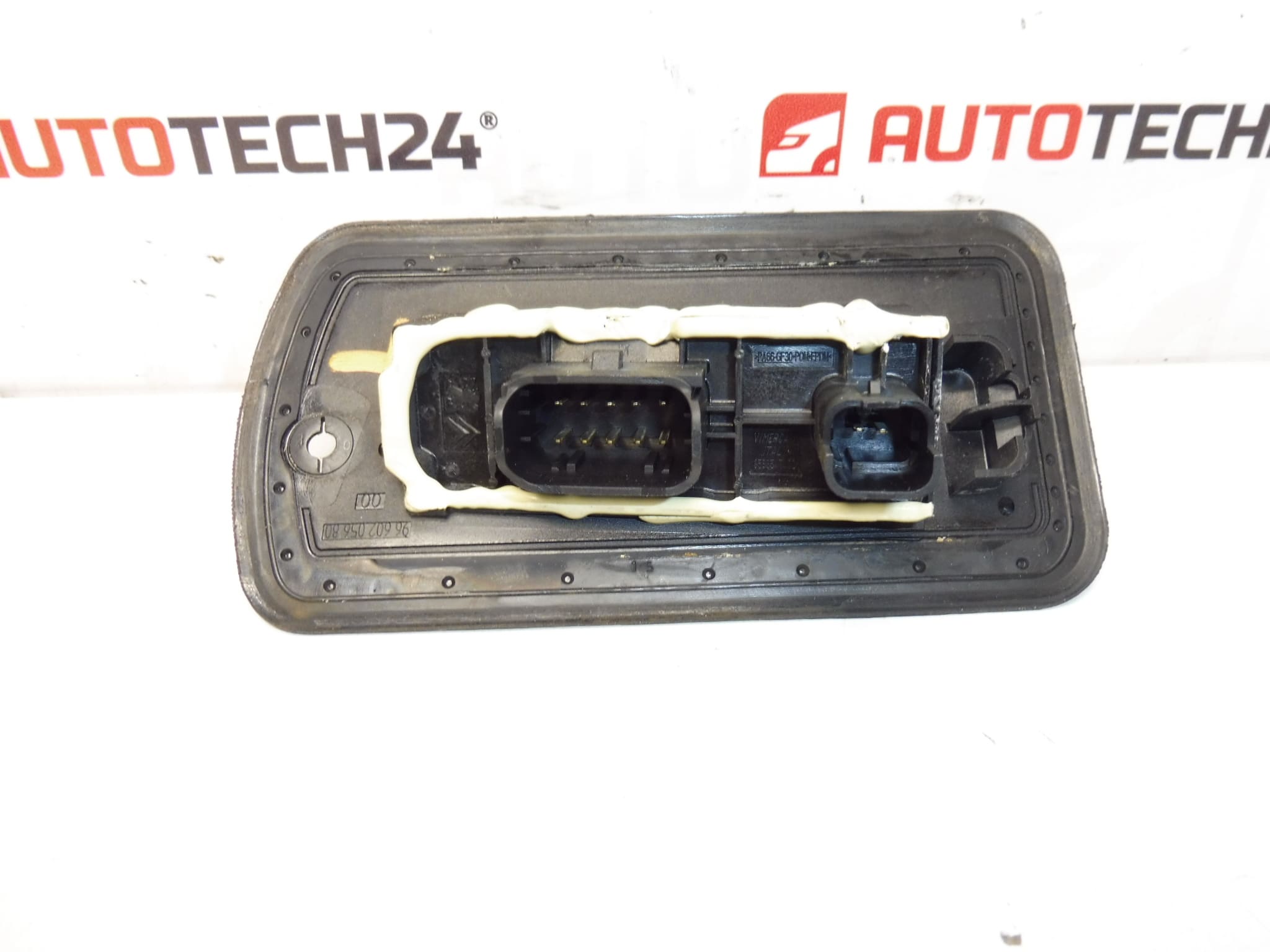 Driver Door Switch Peugeot 1007 9660205680 6366A6 - Image 2