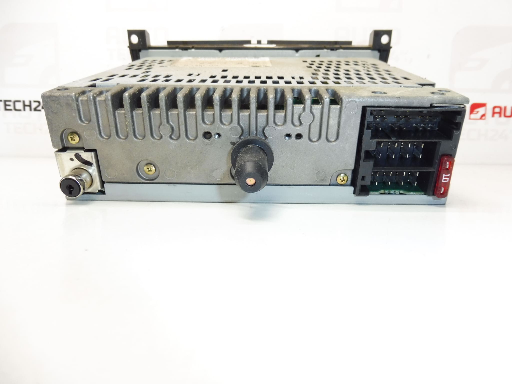 Clarion PU-1661 B Car Radio Navigation for Peugeot 607 96296330GV 9629633077 6560L9 - Image 2