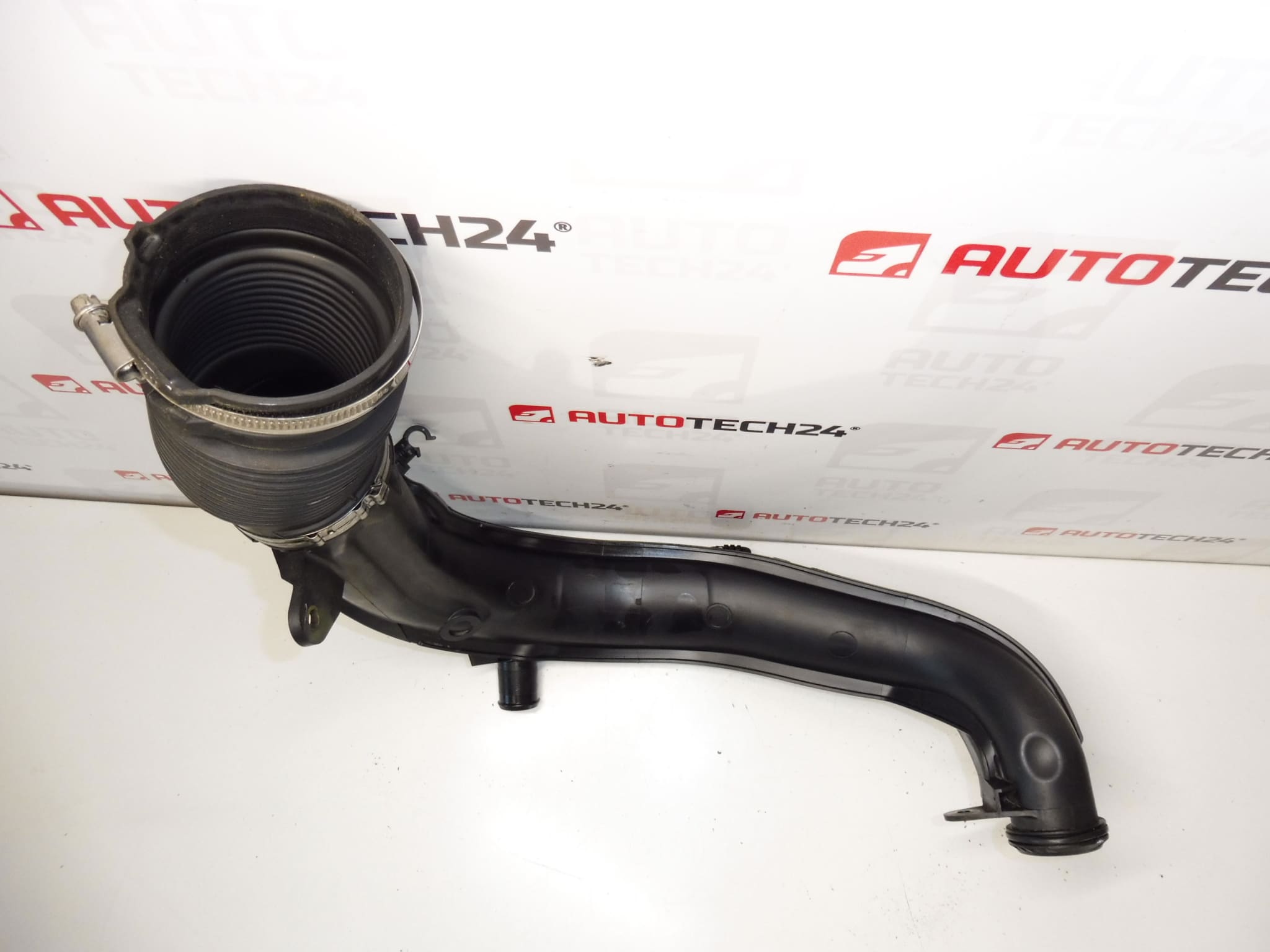 Intake Pipe for Citroën Peugeot 2.0 HDI 9652091380 143484 - Image 2