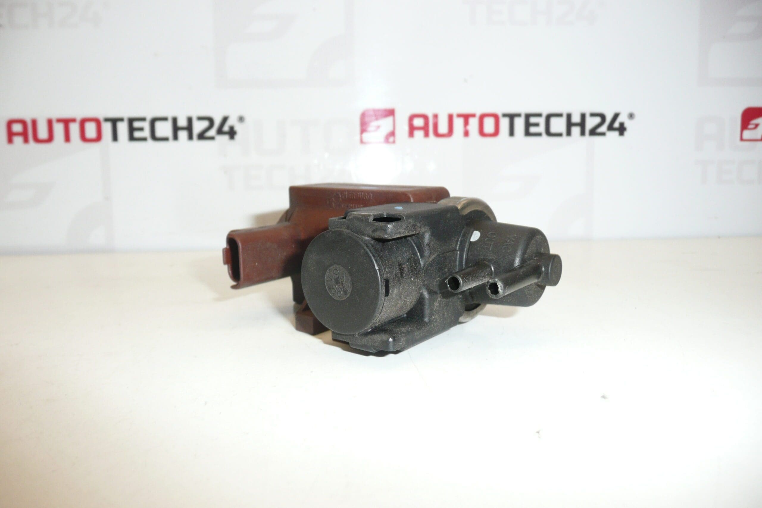 Vacuum Valve Citroën Pierburg 7.00612.00 9654282880 1618C9 - Image 2