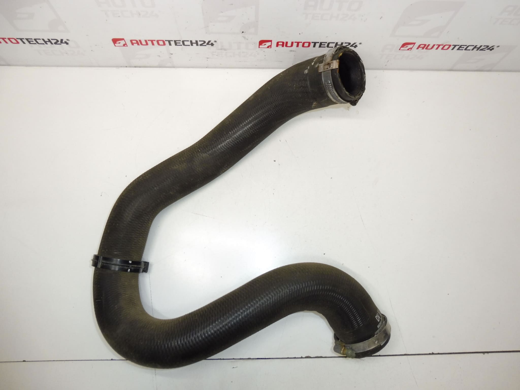 Air Intake Connector 1.5 HDI Citroën Peugeot 9820100780 - Image 2