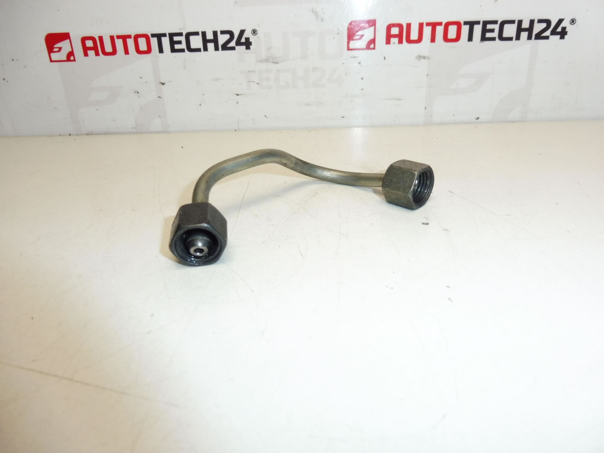 Fuel Supply Pipe for 3rd Injector Citroën Peugeot 9811737680 - Image 2
