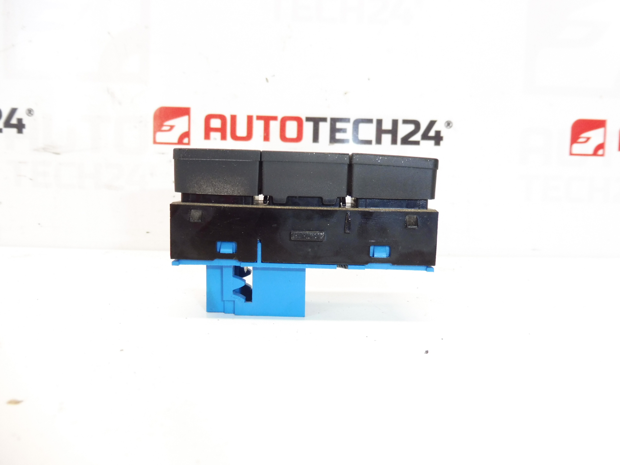 ESP switch Citroën C2 C3 96558805XT 6554NZ