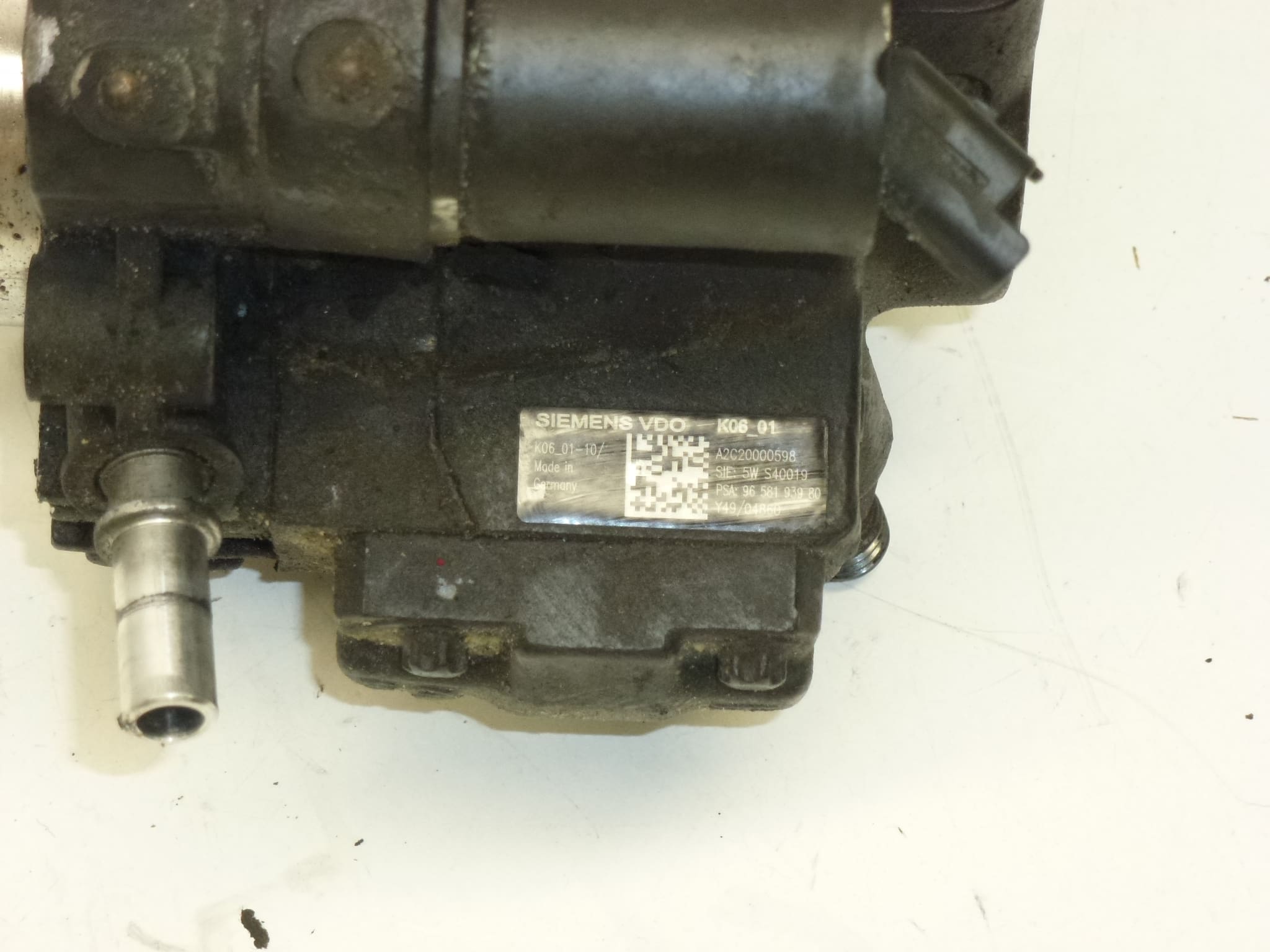 Injection pump 2.0HDI Siemens VDO 5WS40019 1920QH 1920N8 - Image 2