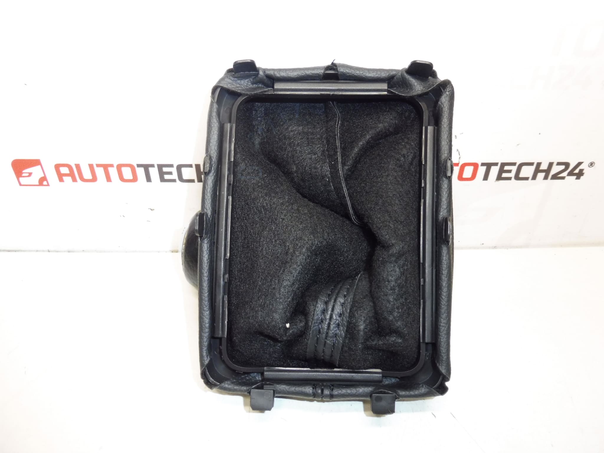 Gear Shift Lever with Gaiter PEUGEOT 206+ 2403X9 7951T2 - Image 2