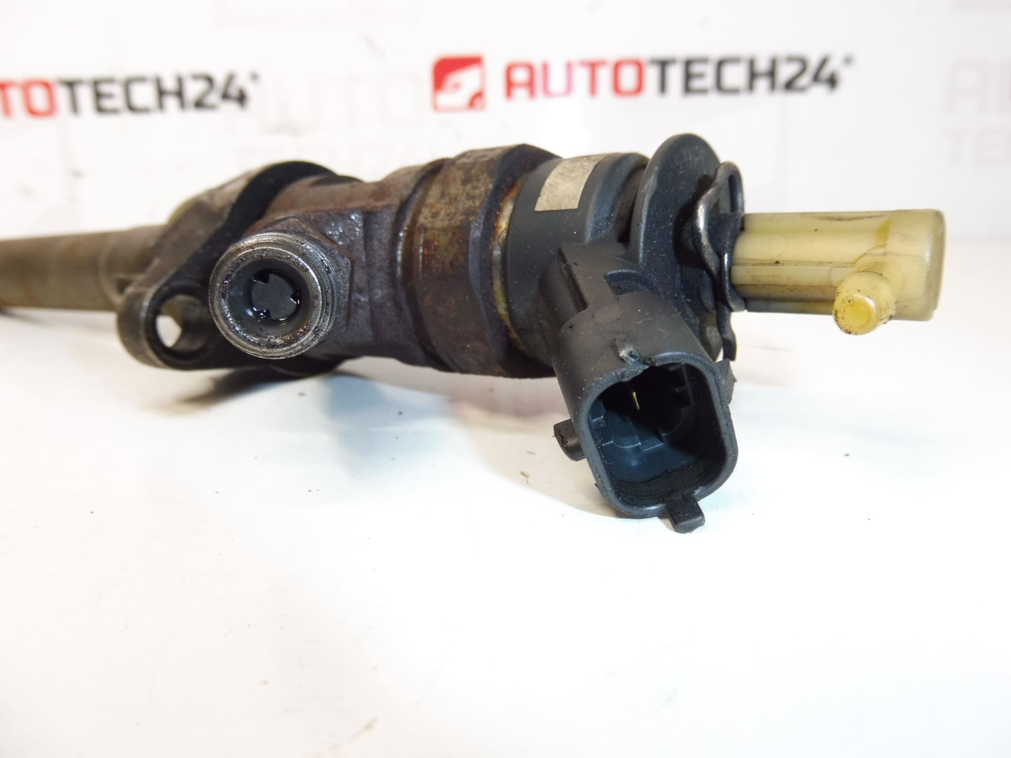 Bosch Injector 1.6 HDI 0445110297 1980K9 - Image 2