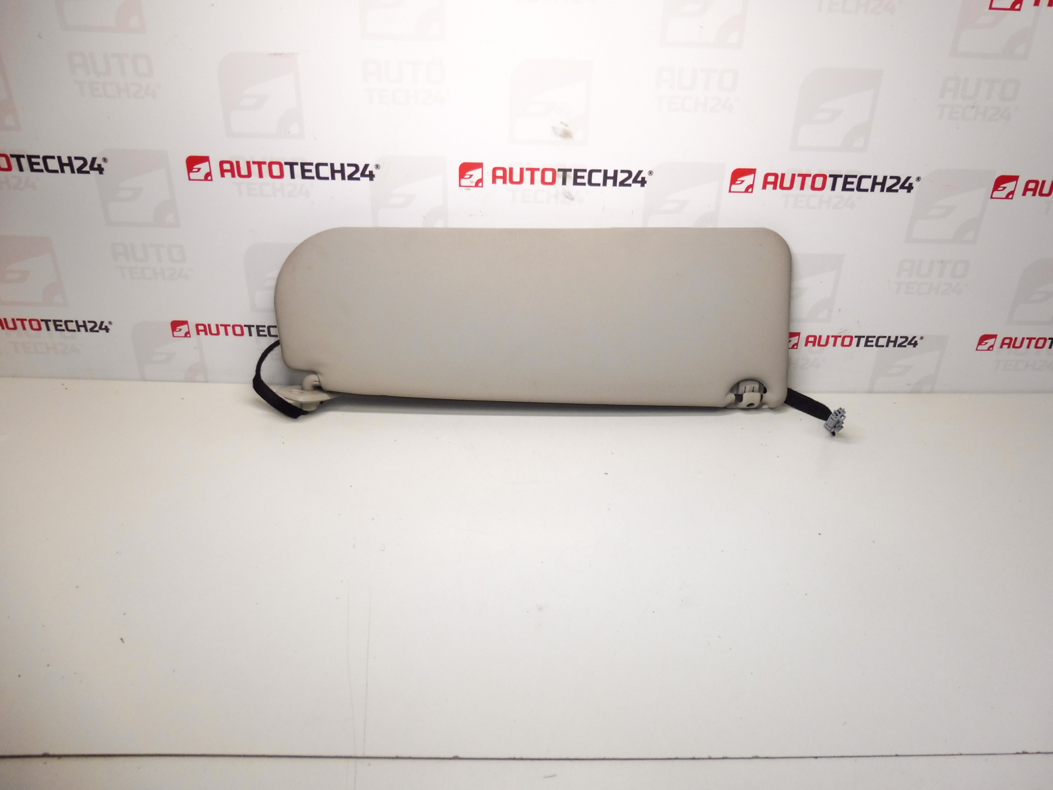 Citroën Peugeot 8143PZ driver's sun visor