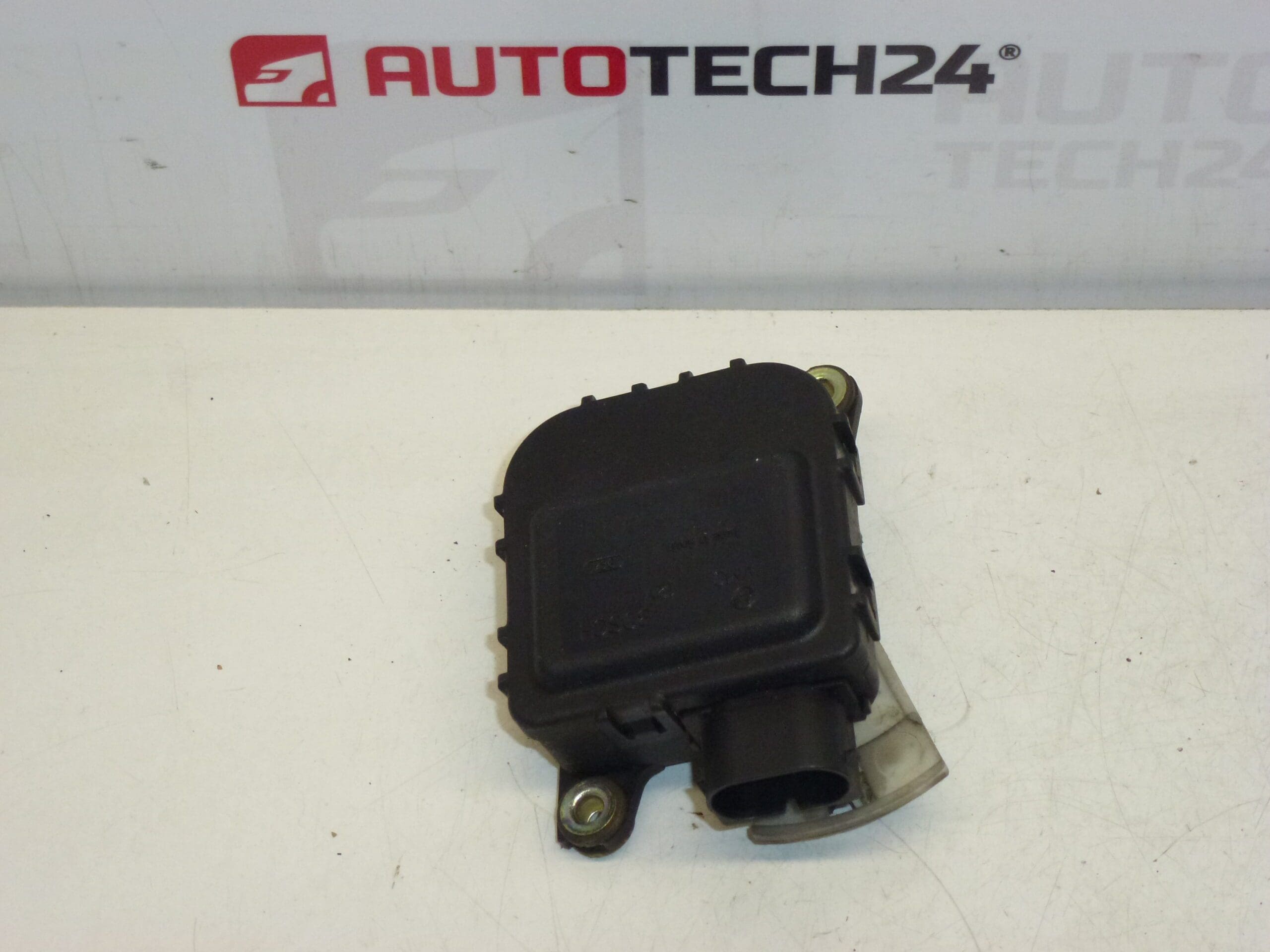 Bosch Heater Control Servo Motor (Part No. 0132801217 / 6447HS) for Peugeot and Citroën - Image 2