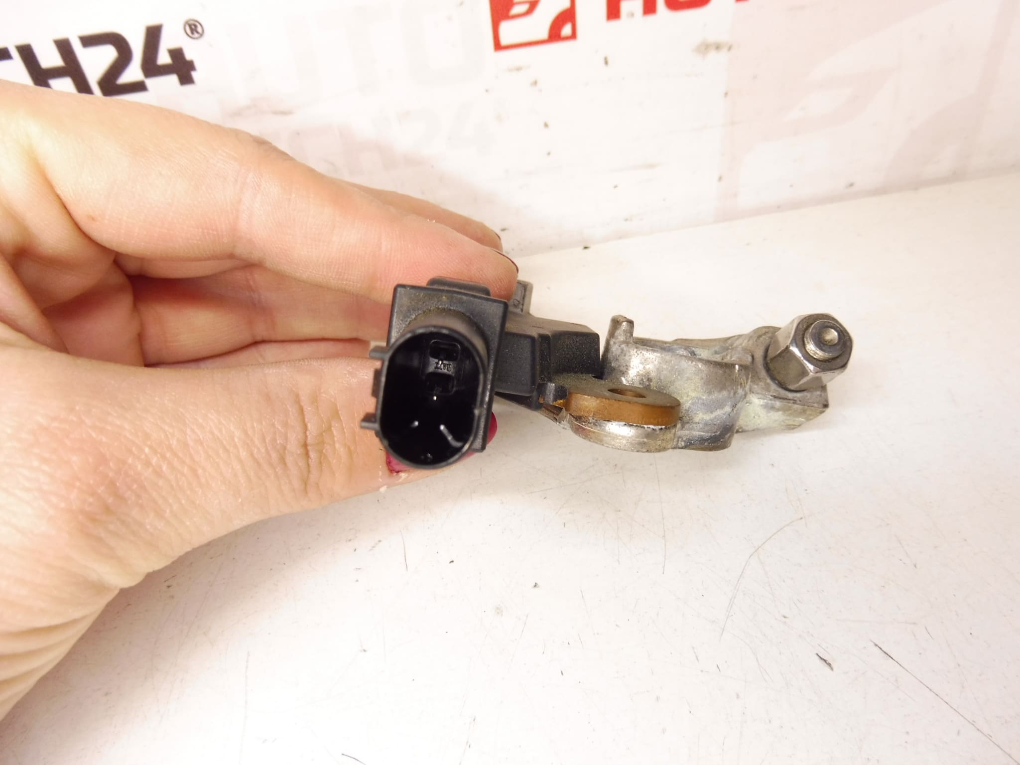 Battery Charge Control Unit Citroën Peugeot 9676592280 9802043580 6500KV - Image 2