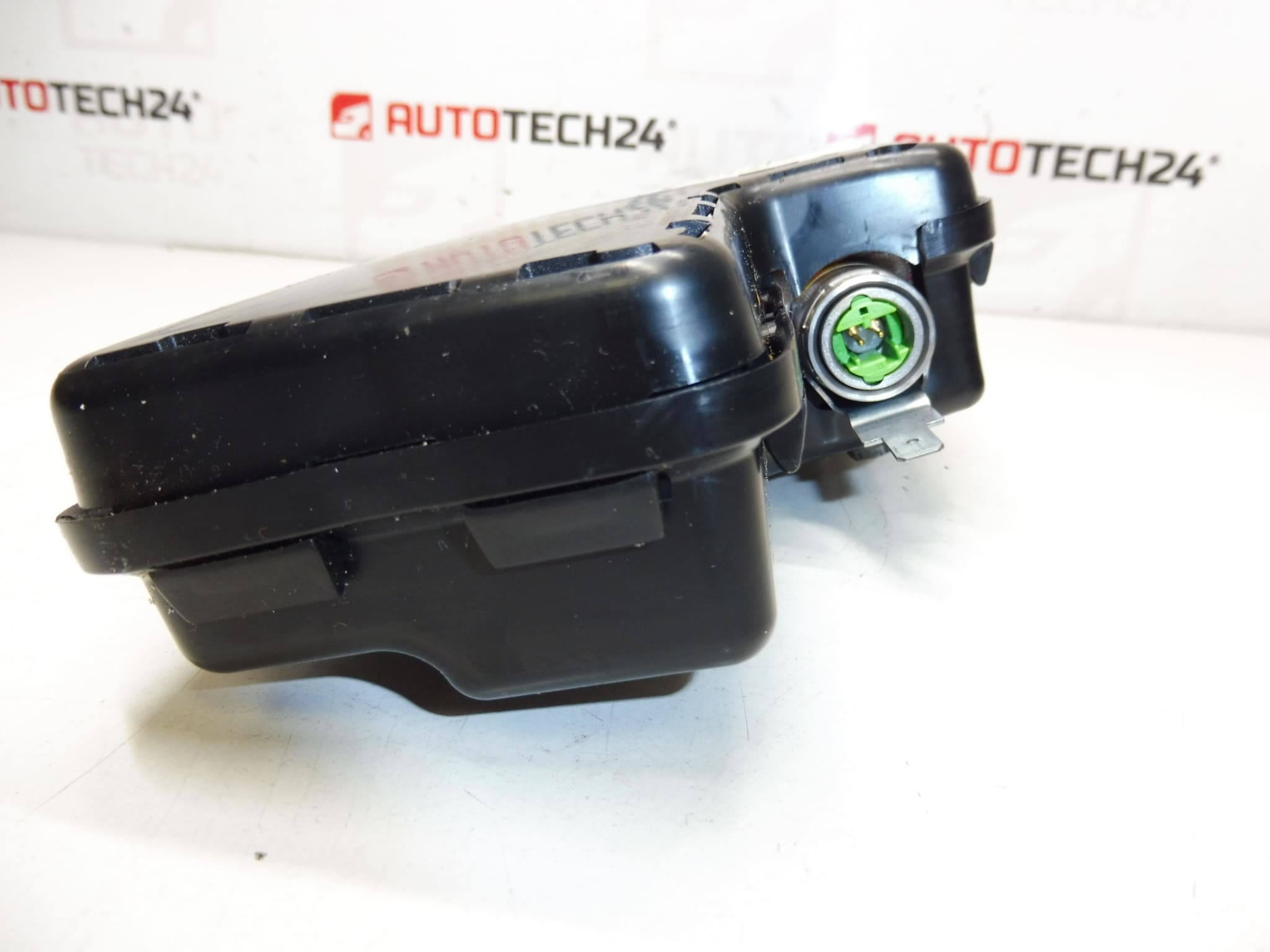 Driver Seat Airbag Citroen C4 II B7 and DS4 9687158380 - Image 2