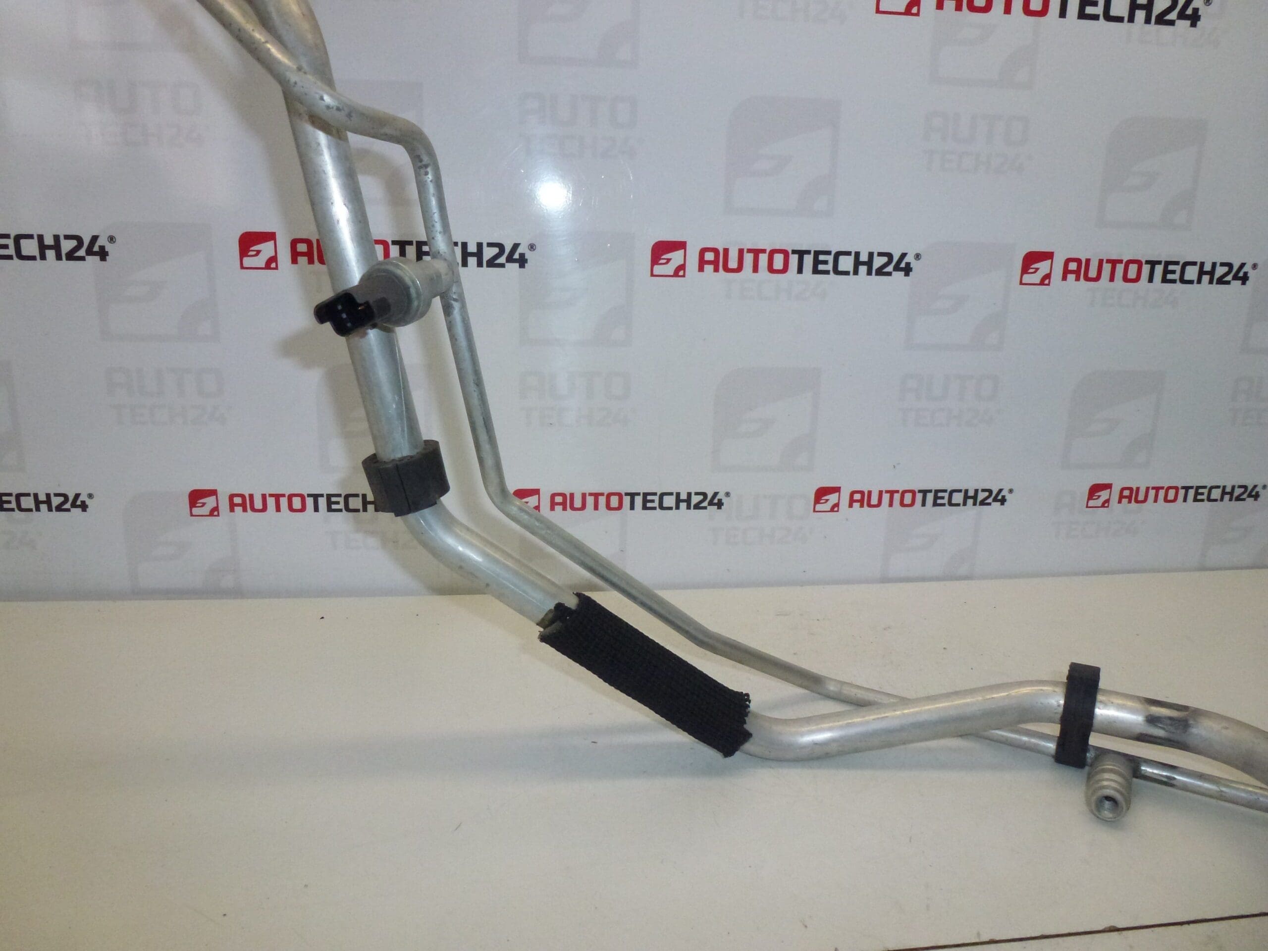 Air Conditioning Tube Citroën Peugeot 9658201280 647741 - Image 2