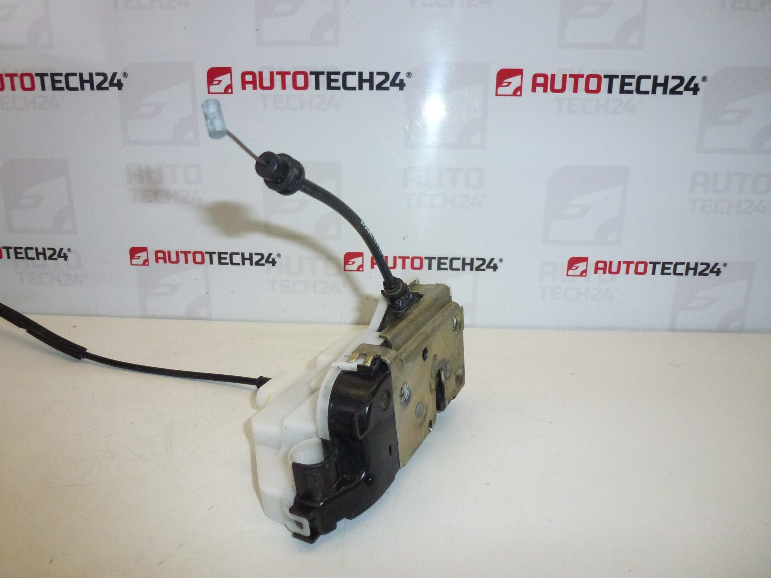 Right Front Door Lock Citroën C3 4PIN 46983280 9136N7 - Image 2