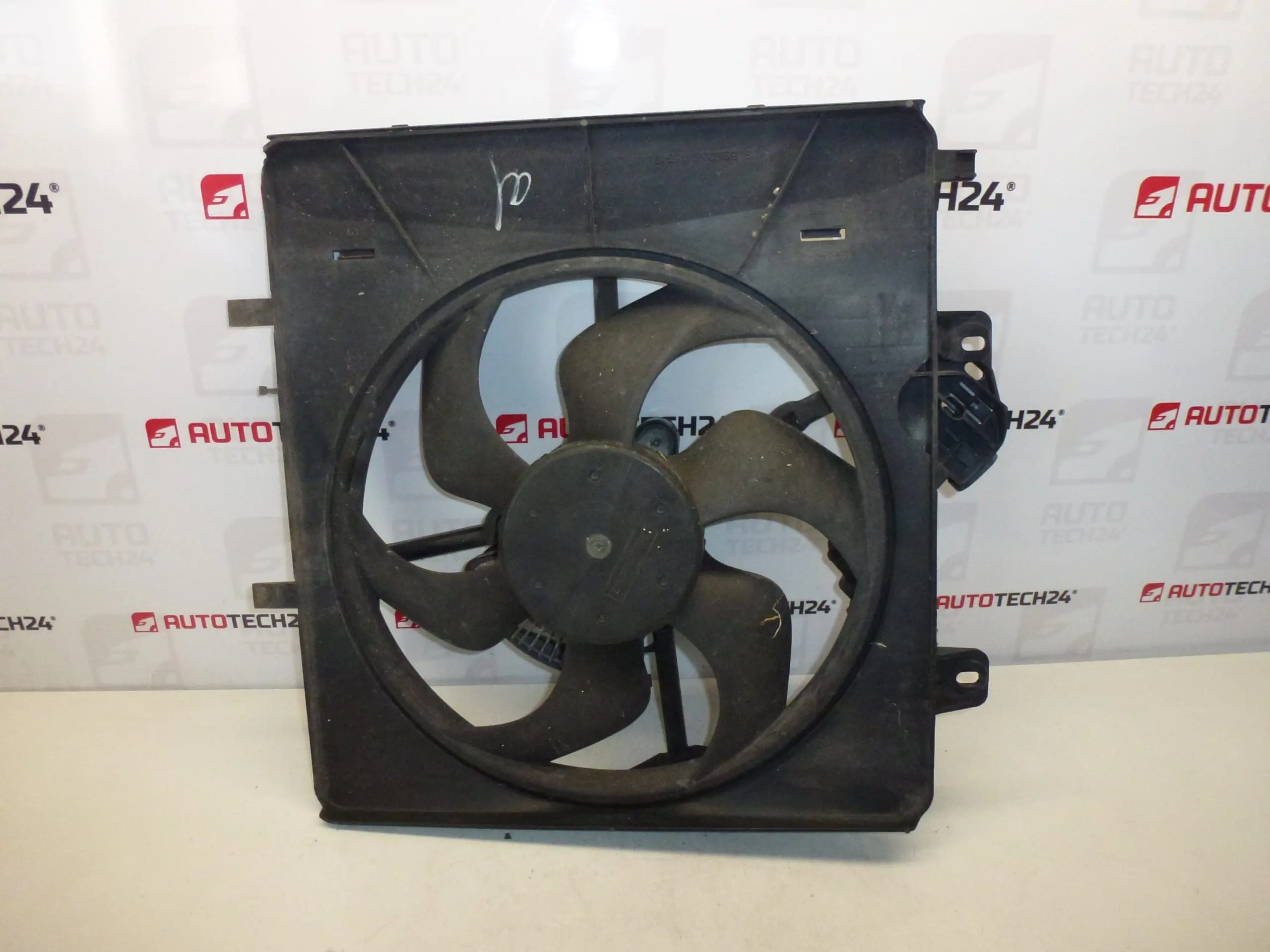 Cooling Fan for Citroën Peugeot 9652396280 1253E9 1253H3 1253C6 - Image 2