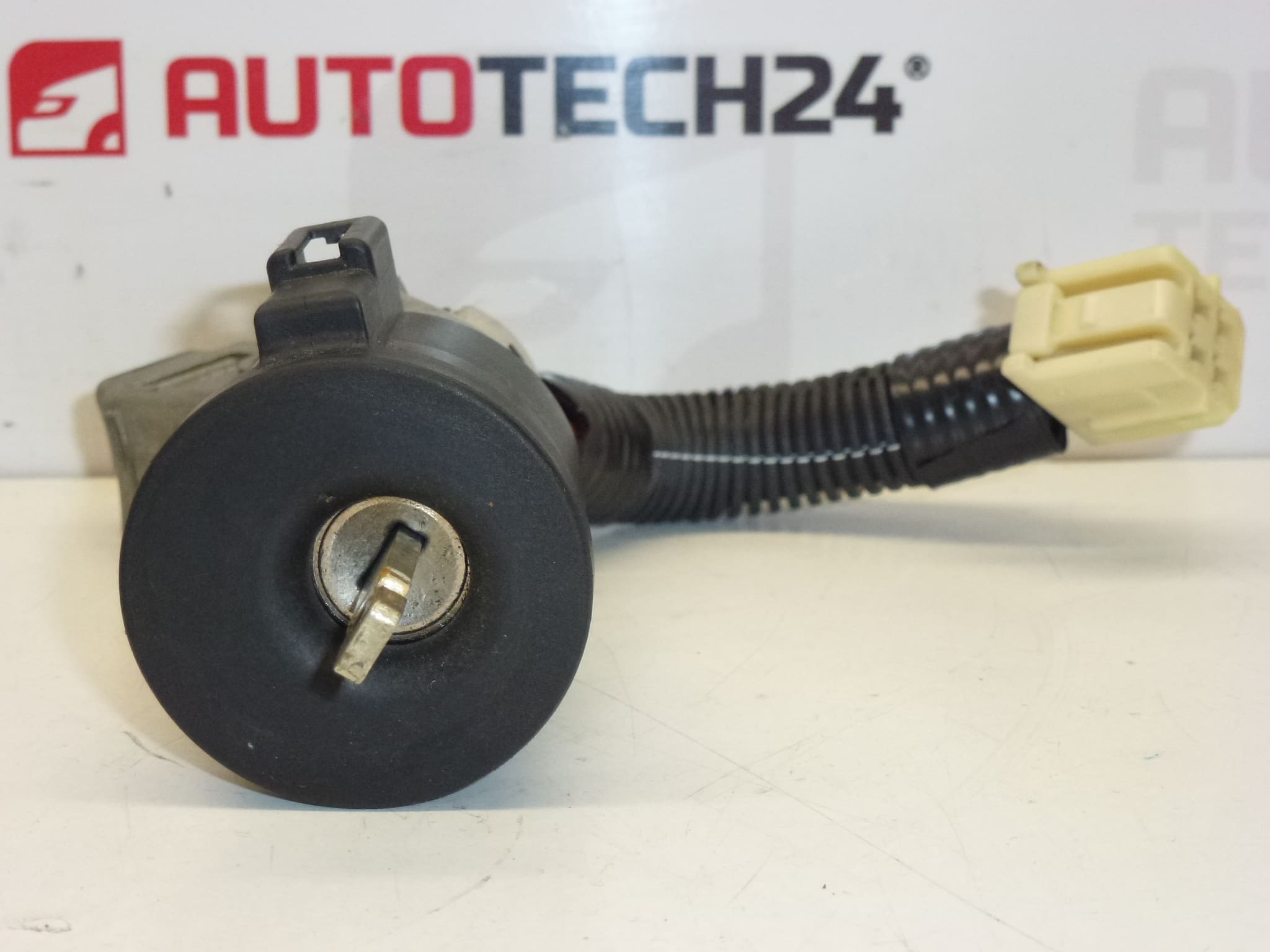 Ignition Switch (Single Blade) for Citroën C1 / Peugeot 107 - 4162FK - Image 2