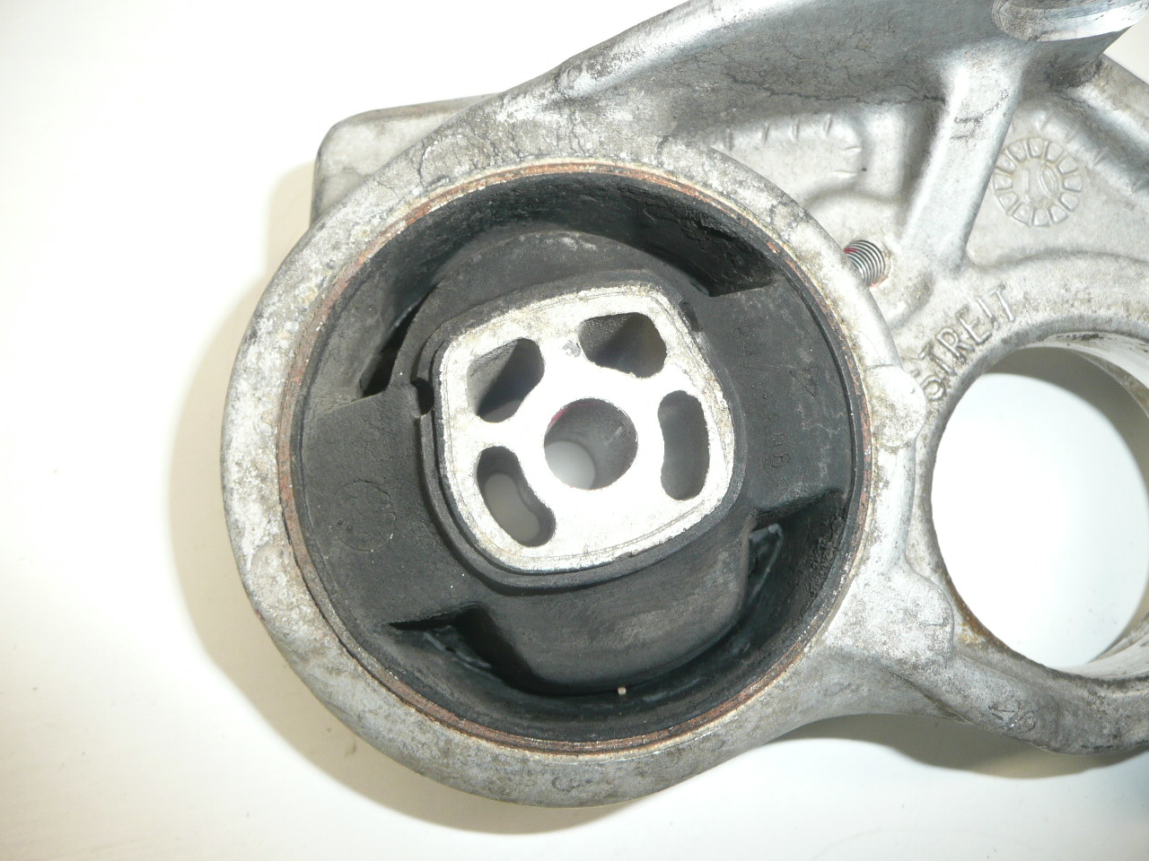 Citroën Peugeot Engine Mount 96391768 1807ER