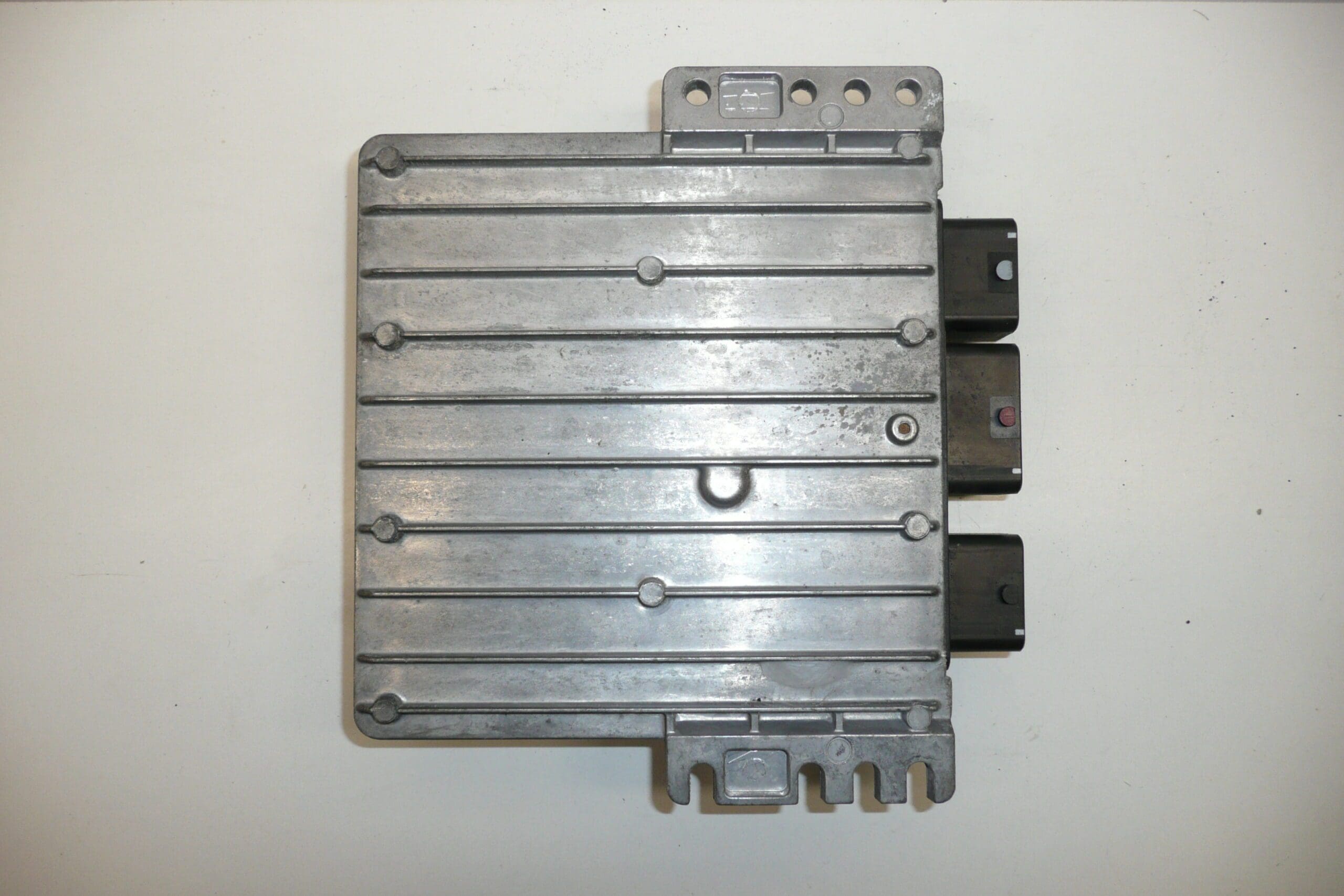 Siemens SID 801 Engine Control Unit 5WS40024E-T 1938FN - Image 2