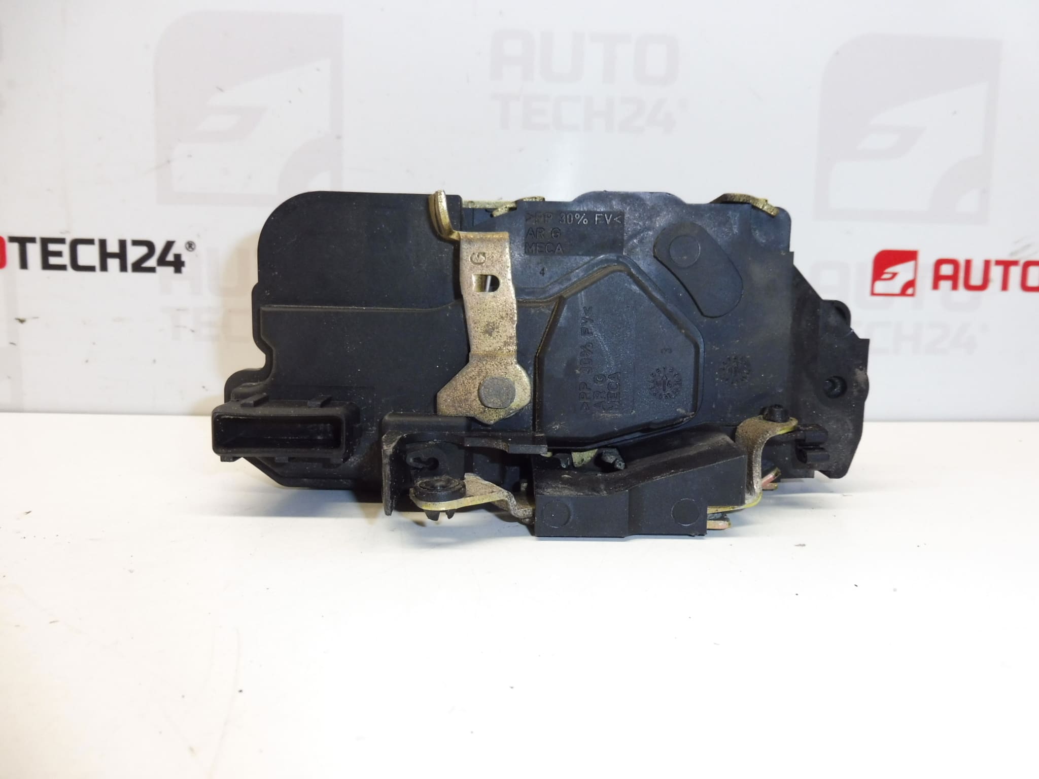 Left rear door lock Peugeot 206 913771