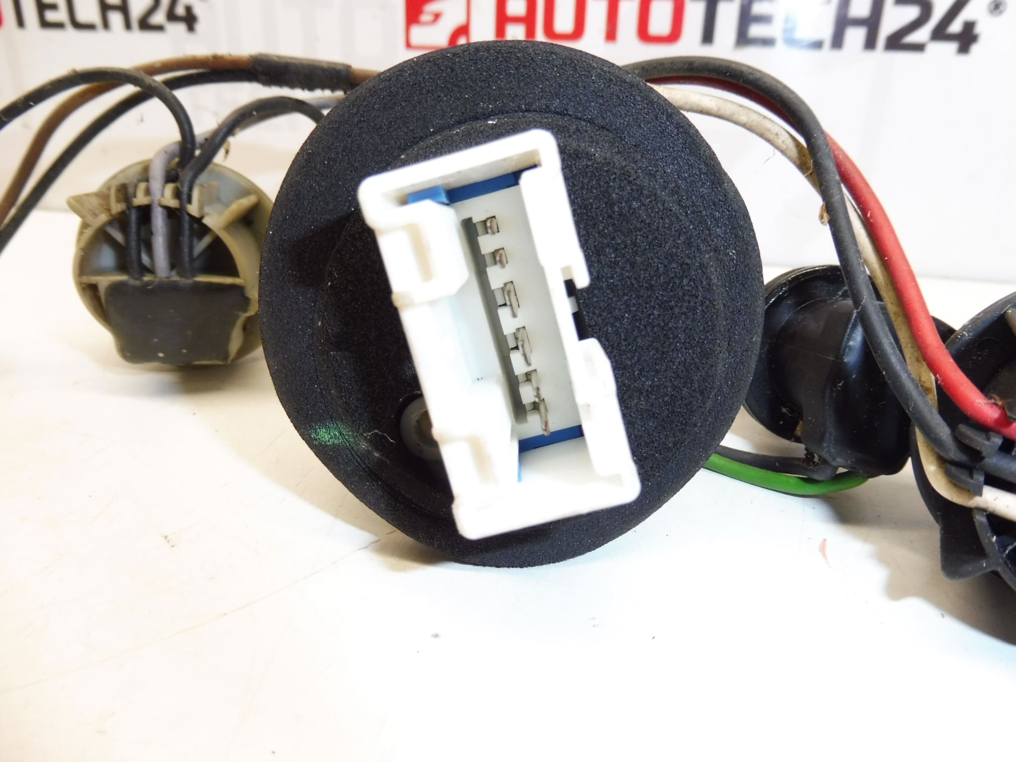 Rear Light Assembly Peugeot 407 COUPÉ 6534PP - Image 2