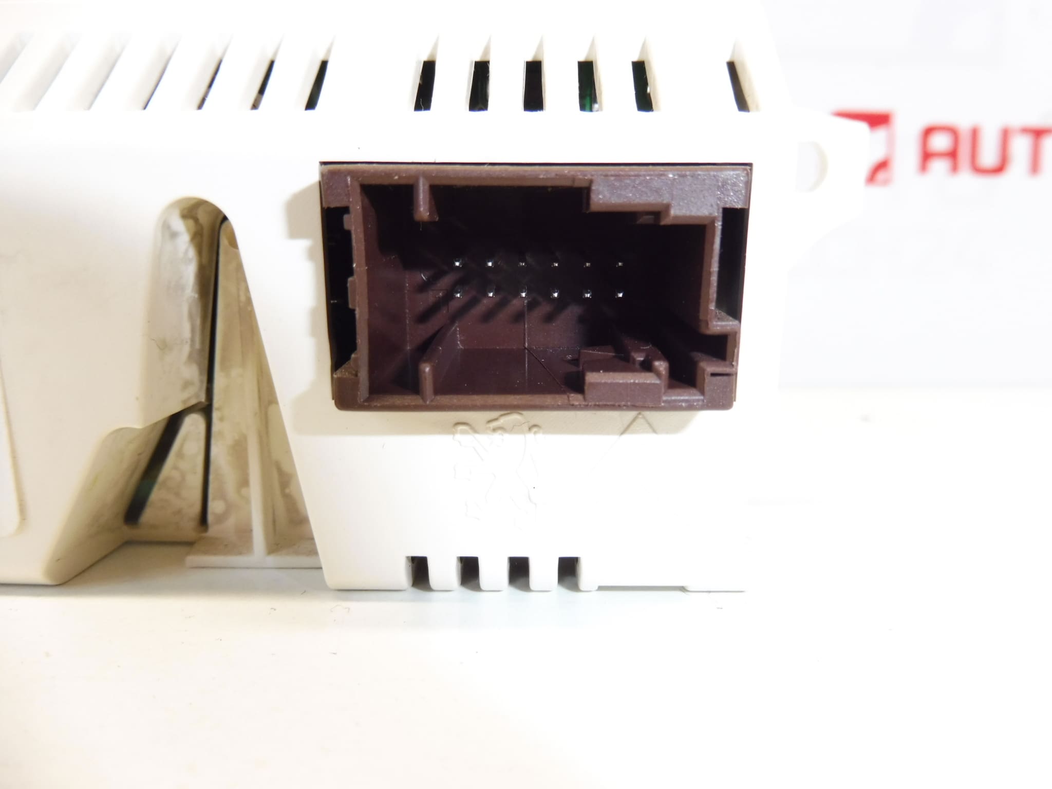 Radio and Computer Display for Peugeot 307 9658083380 - Image 2