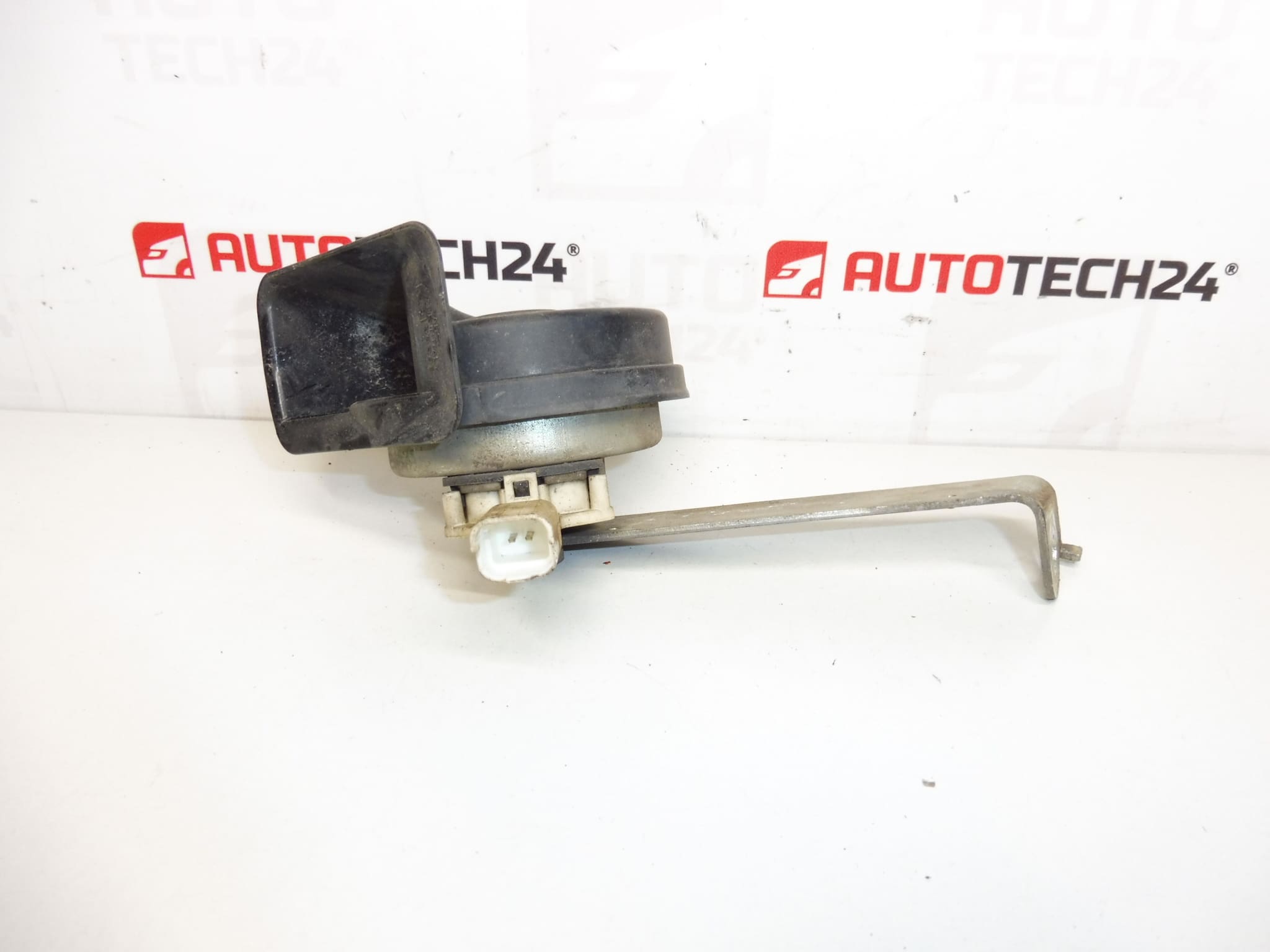 Horn with Bracket Peugeot 206+ 6236L6 - Image 2