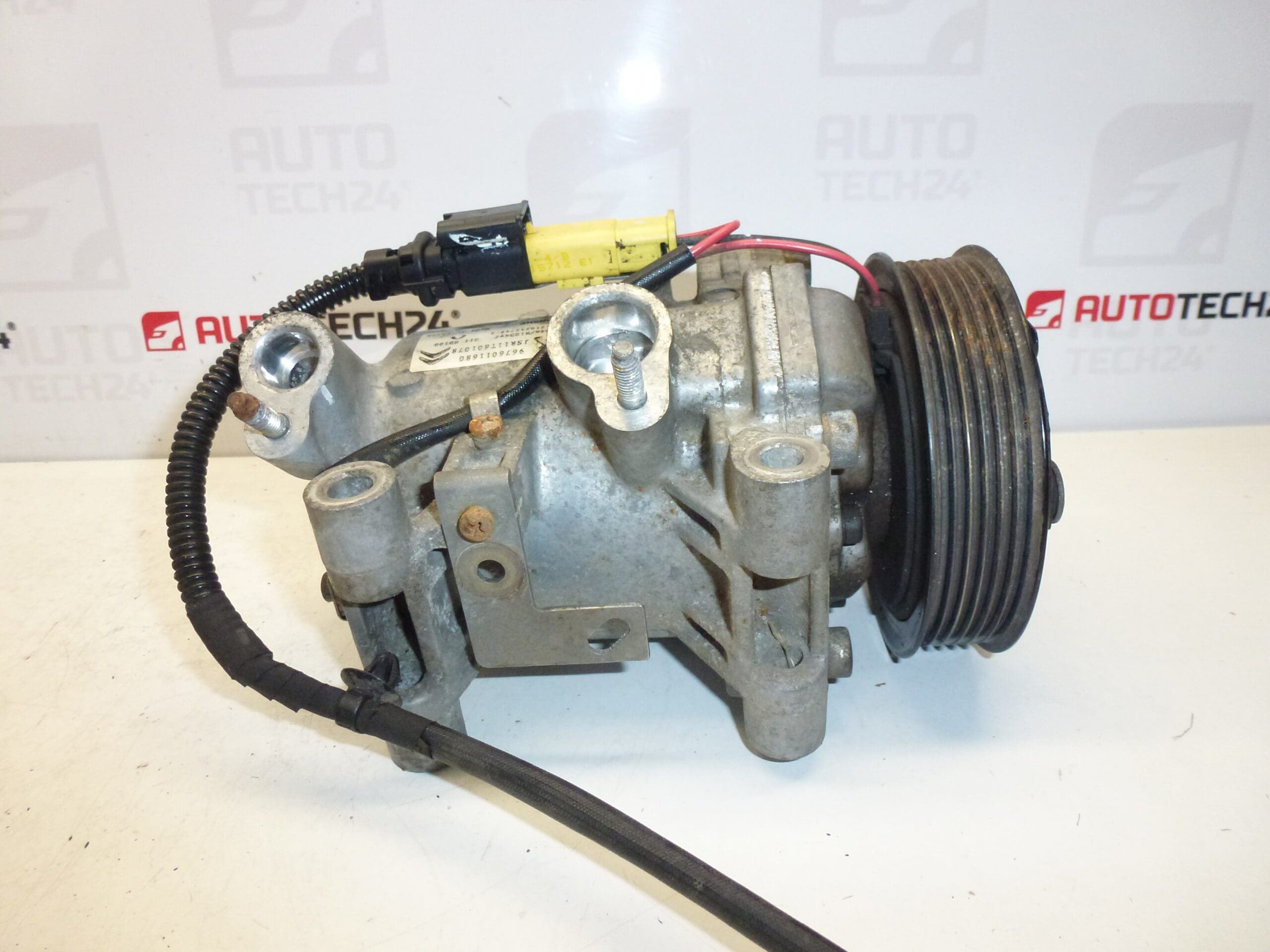 Air Conditioning Compressor Citroën Peugeot 9676011680 9806599380 - Image 2