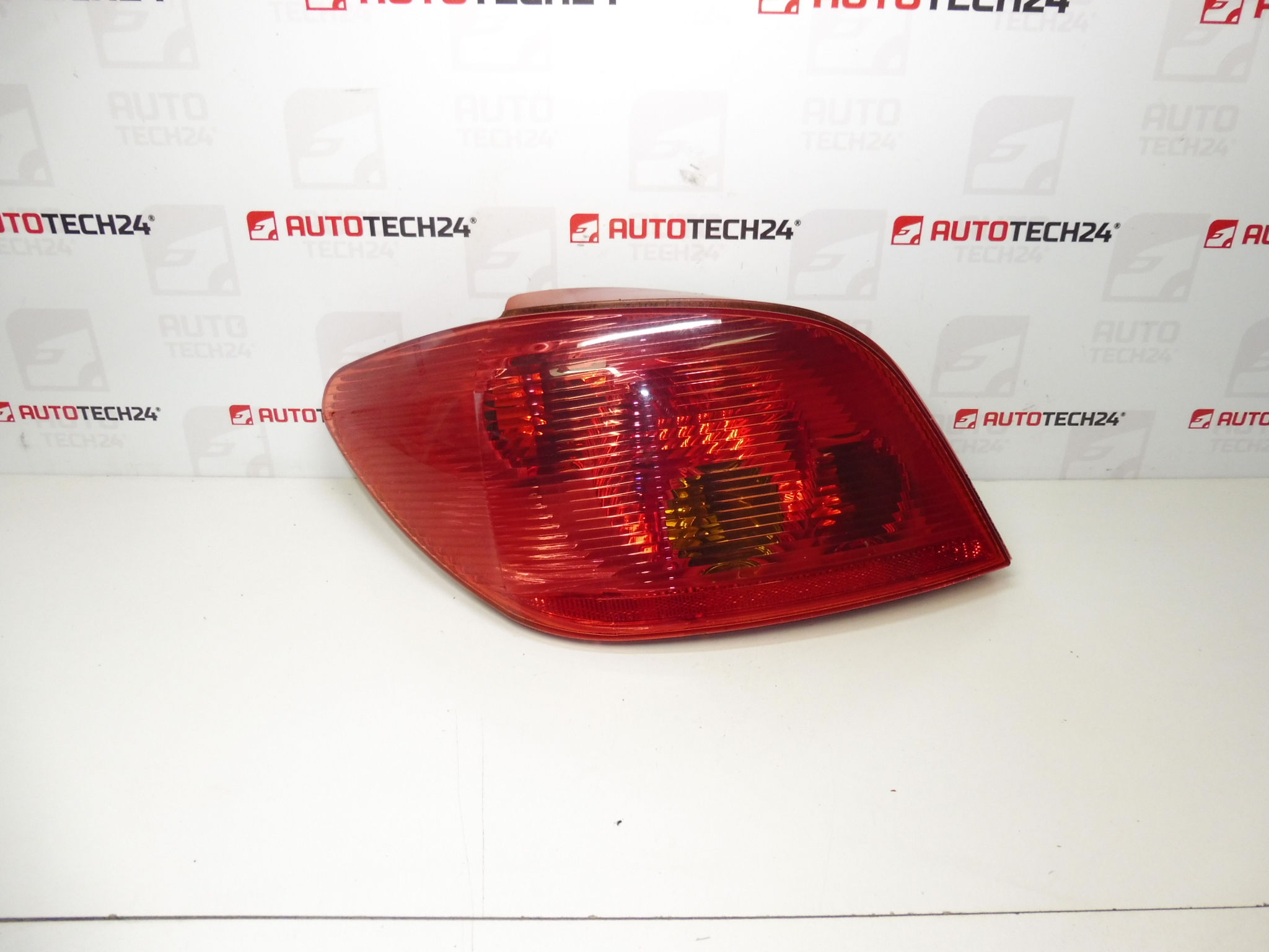 Left rear light Peugeot 307 96343704je 89023238 6350p3