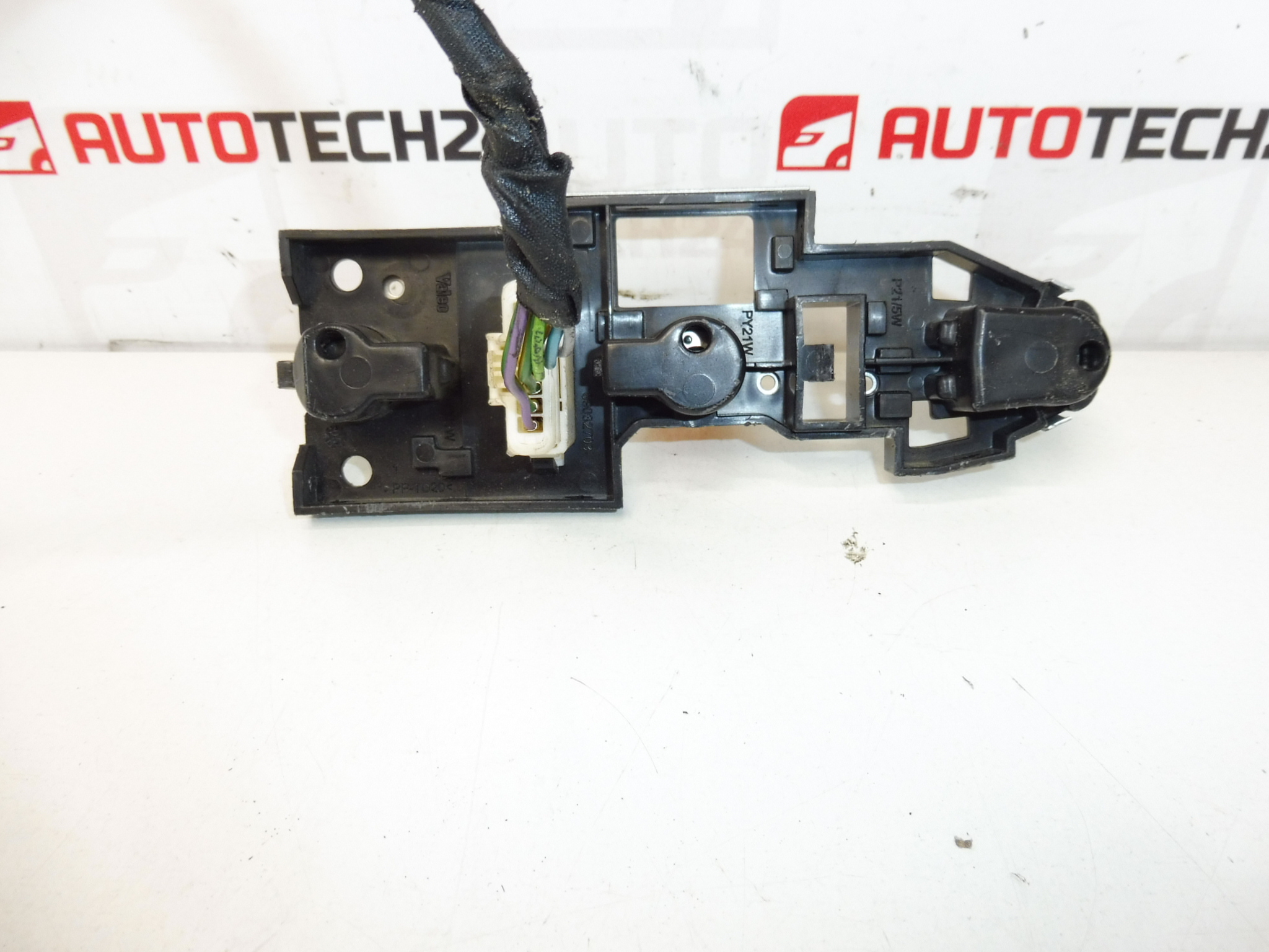 Rear lamp base with wiring Citroën C5 II 89032703