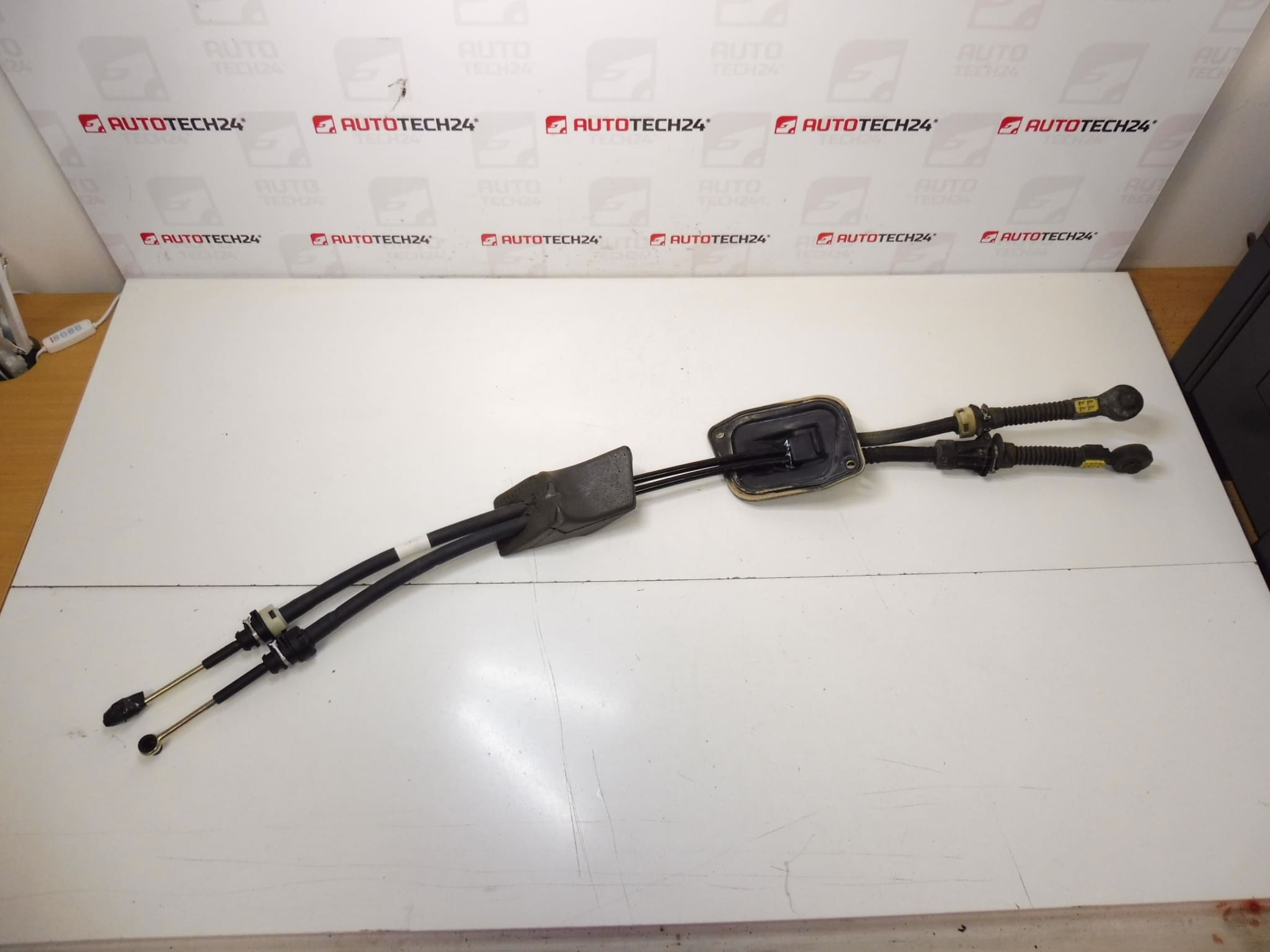 Shift lever Citroën Xsara Picasso 2444P4