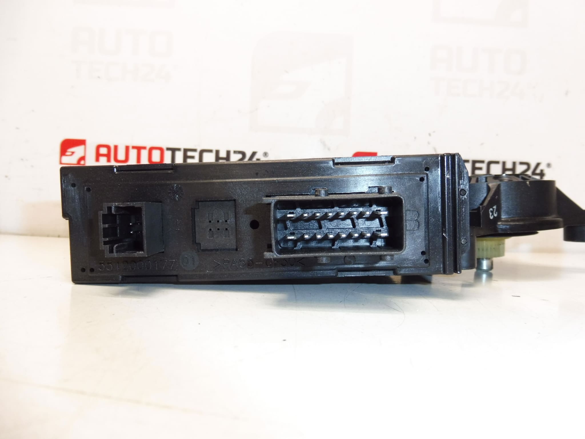 Left Front Window Motor Peugeot 307 9637131280 9221CA - Image 2