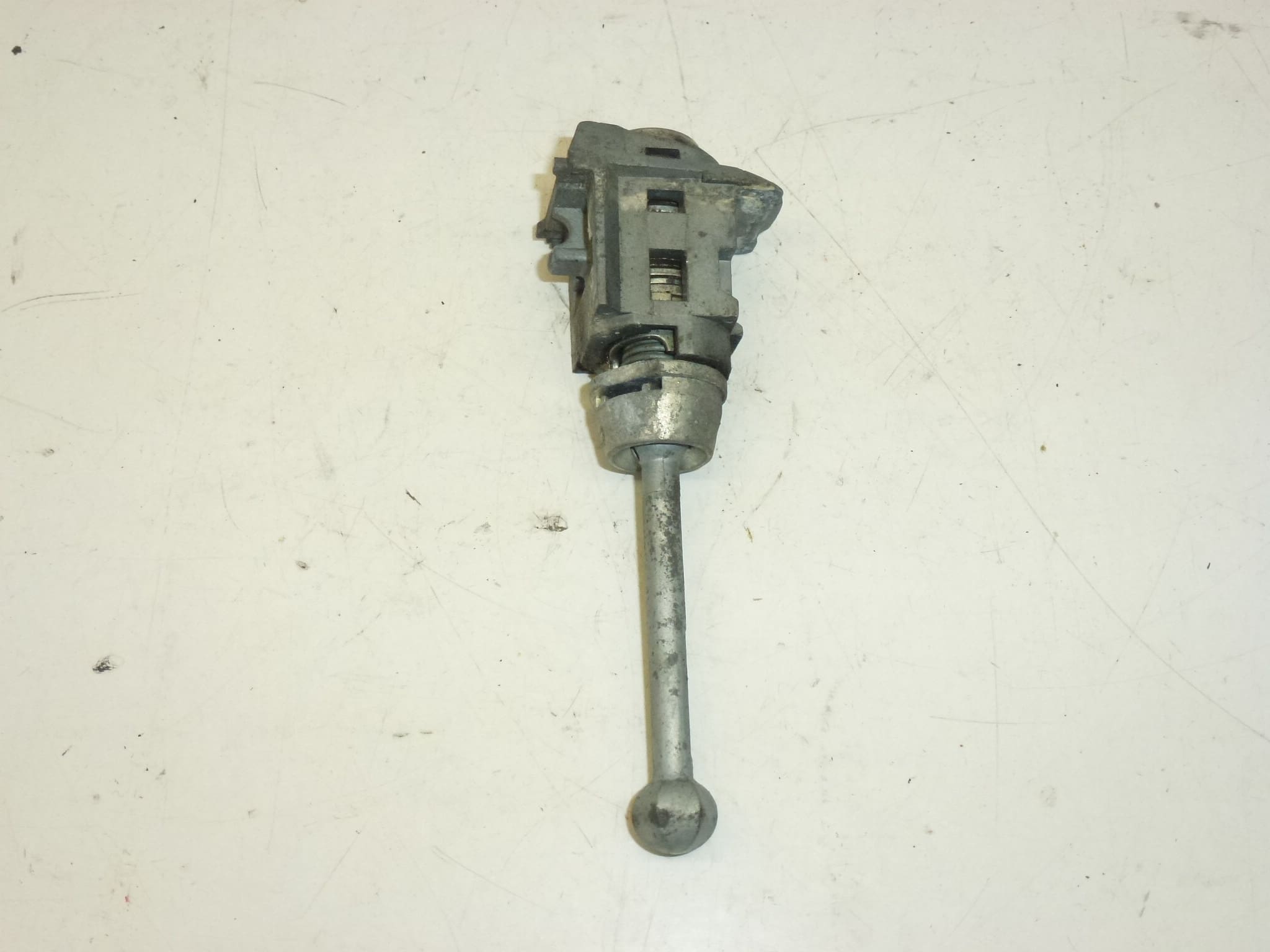 Lock set with two keys for Peugeot 207 (4162KF / 4162NV) - Image 2