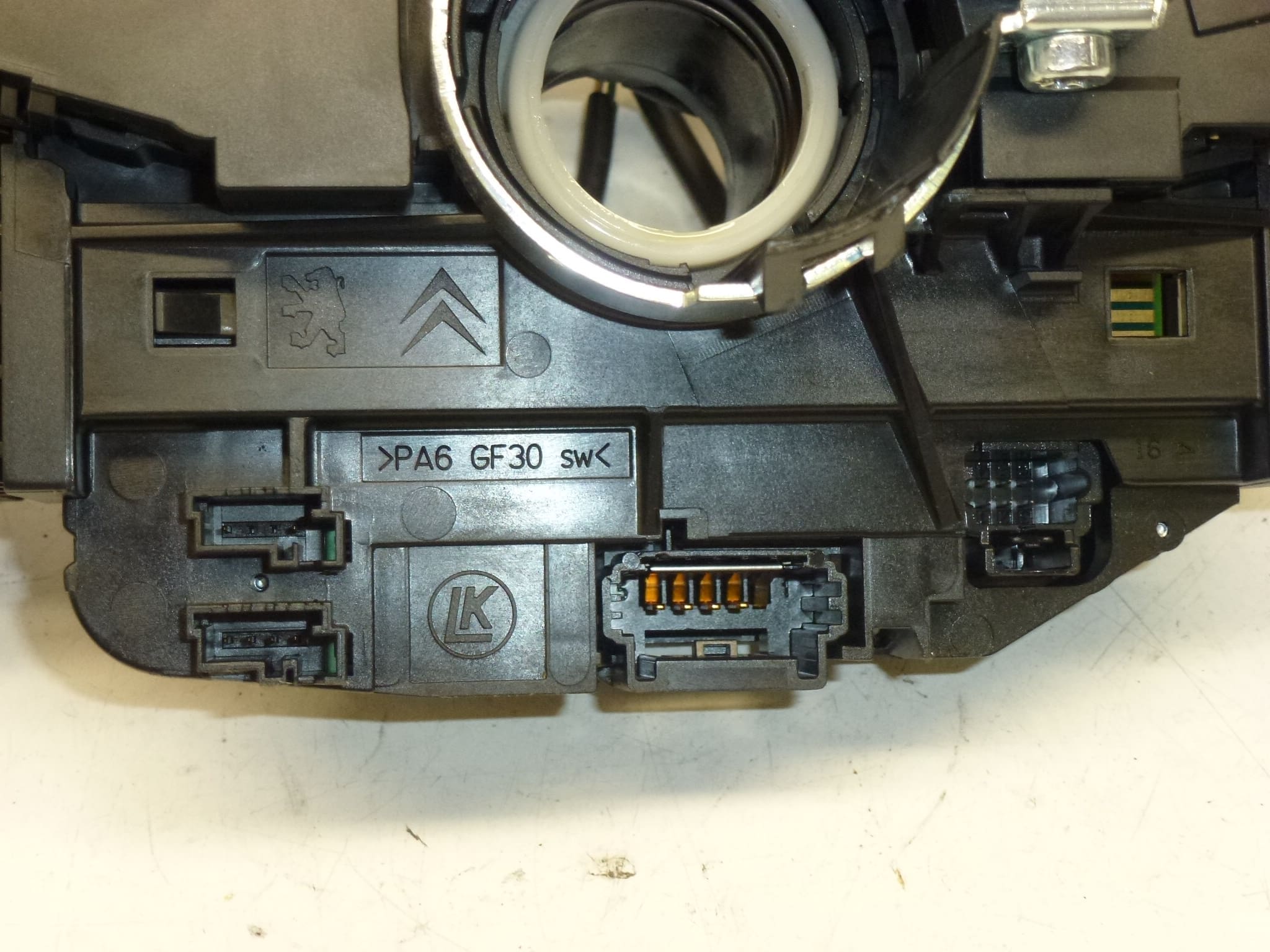 Citroën Peugeot Steering Column Switch 96667313XT 624384 - Image 2