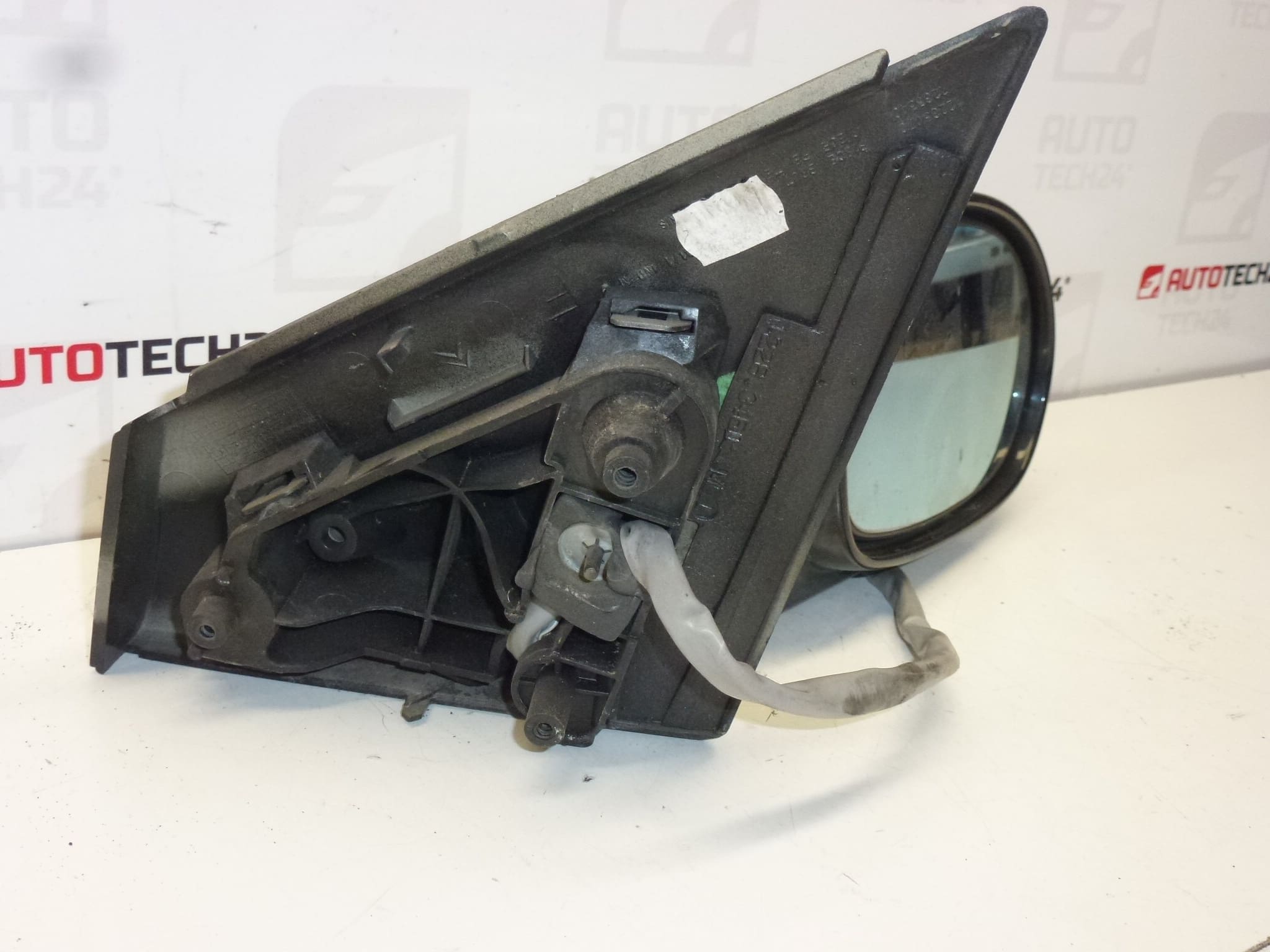 Used Right Electrically Folding Side Mirror for Citroën C5 (up to 2004) - EZRC 8149WJ - Image 2
