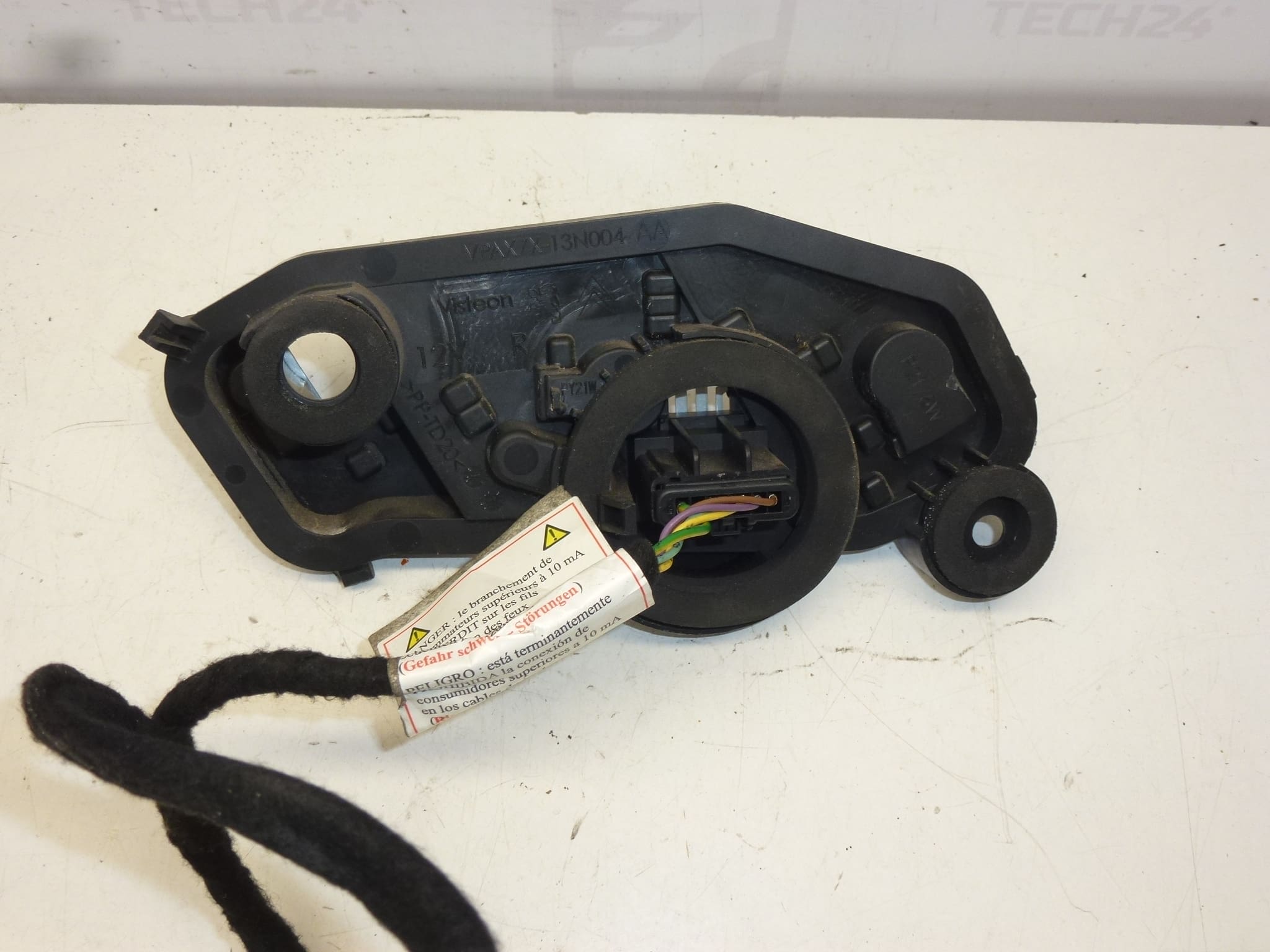 Socket for Rear Right Exterior Light Citroën C5 X7 Sedan 6350EW - Image 2