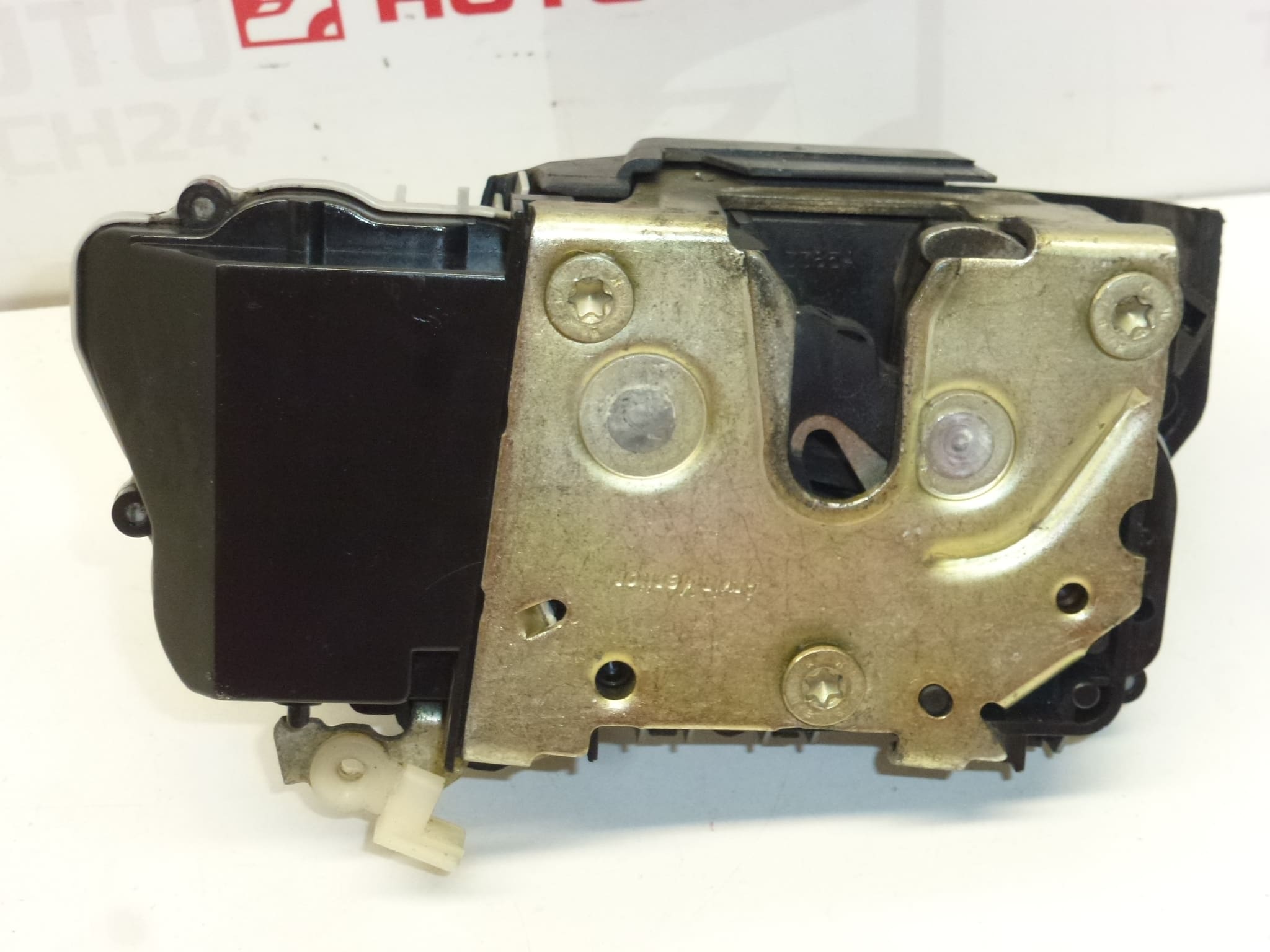 Left Front Door Lock Peugeot 307 II 9135Z0 - Image 2