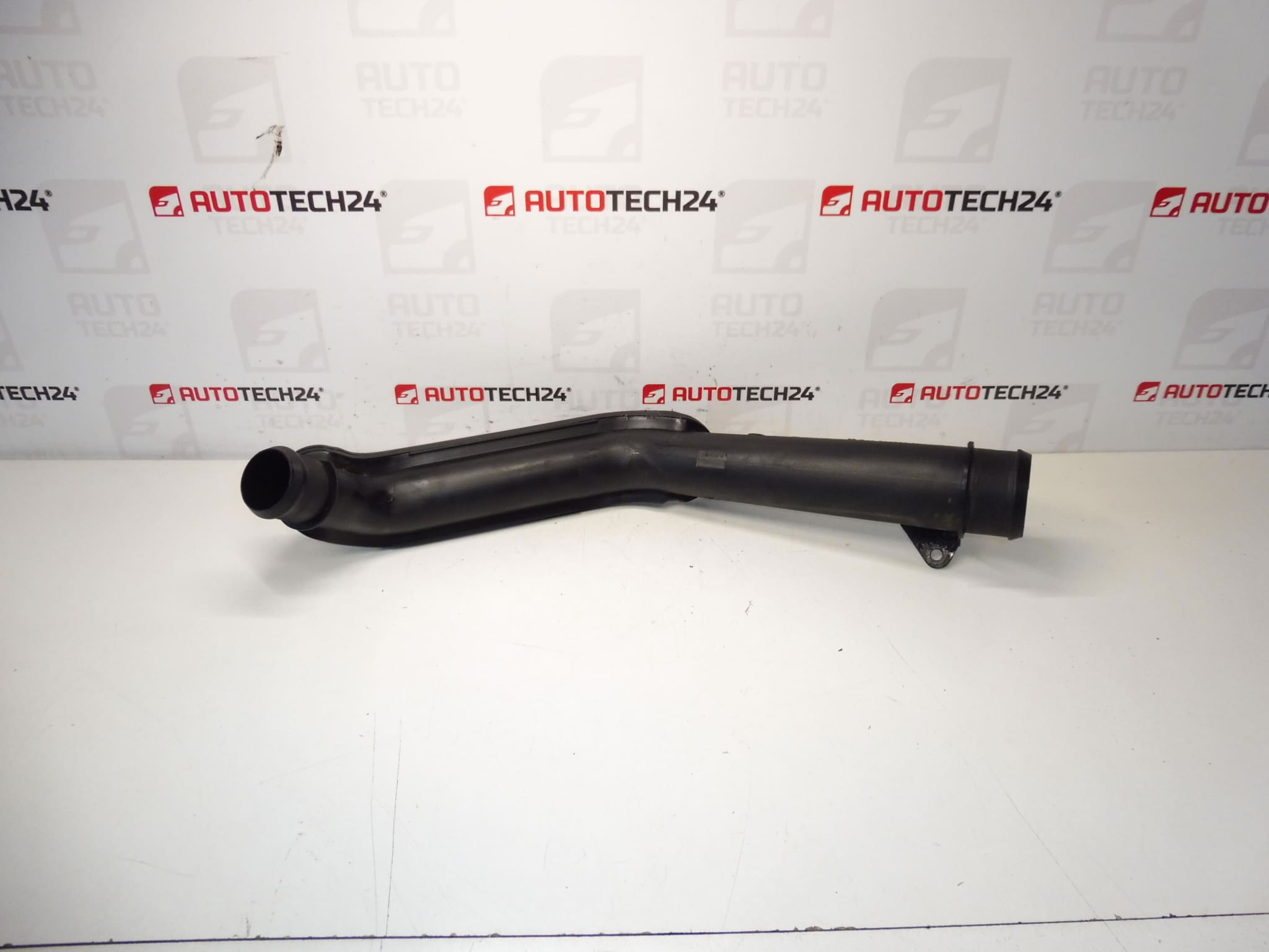 Turbo pipe Citroën Peugeot 2.0 2.2 HDI 1487755080 0382X6