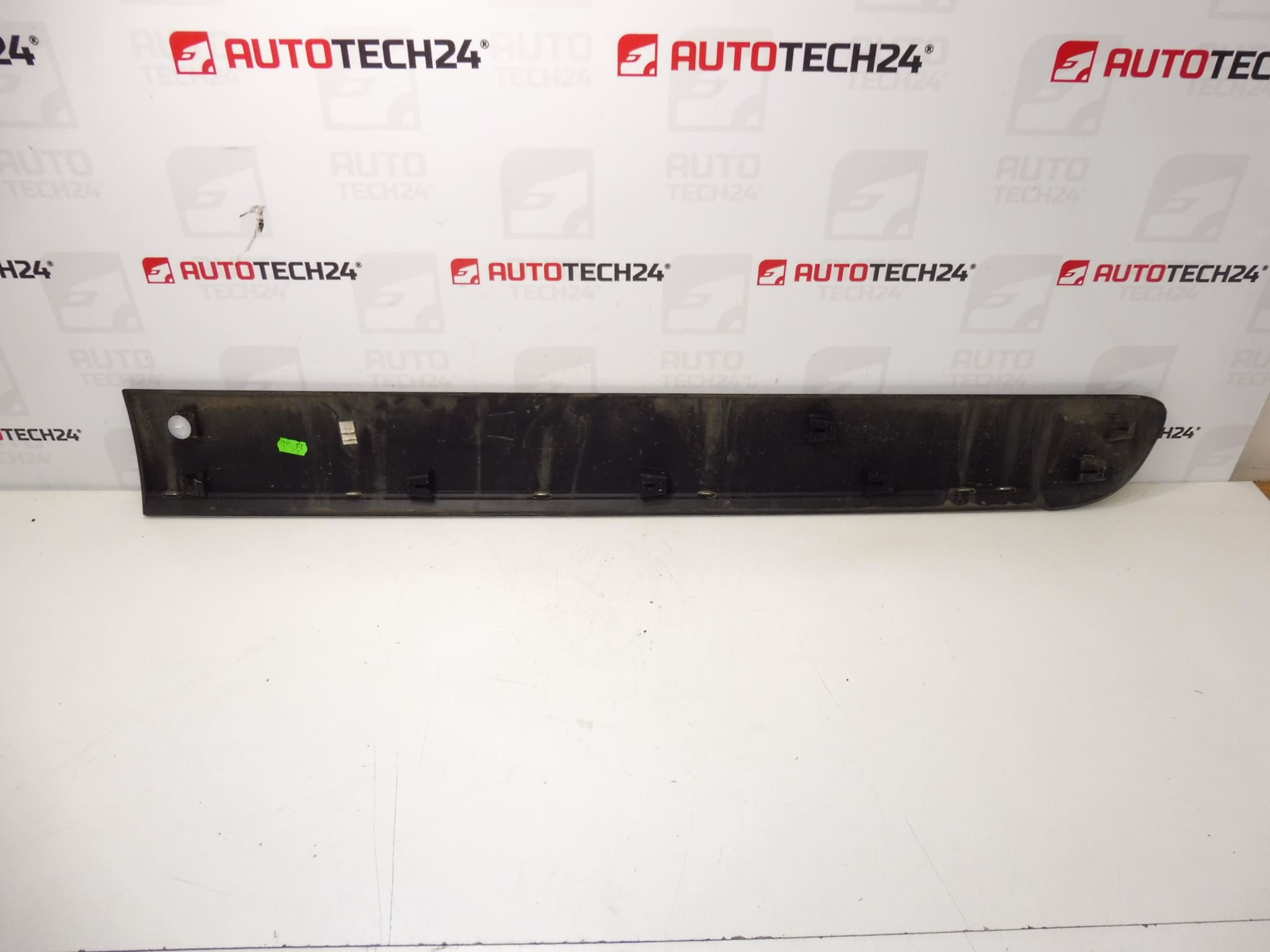 Right Front Door Trim Strip for Citroën C3 Picasso 9686338177 8545HK - Image 2